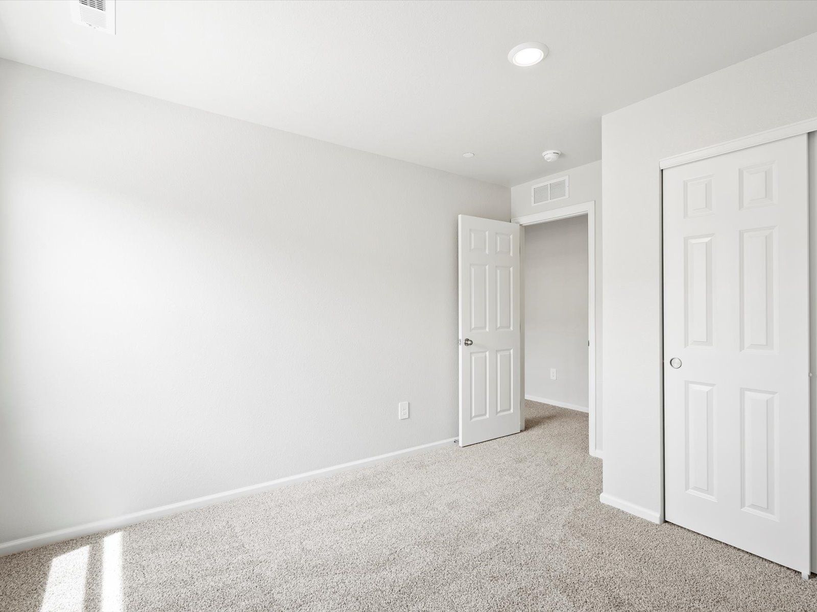 Welcome to the Willow floorplan:Bedroom