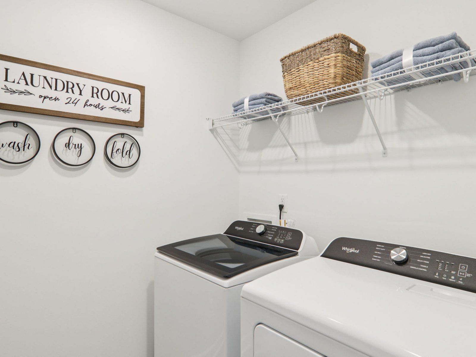 Laundry Room:Laundry day can be a breeze with more room to sort and organize your essentials.