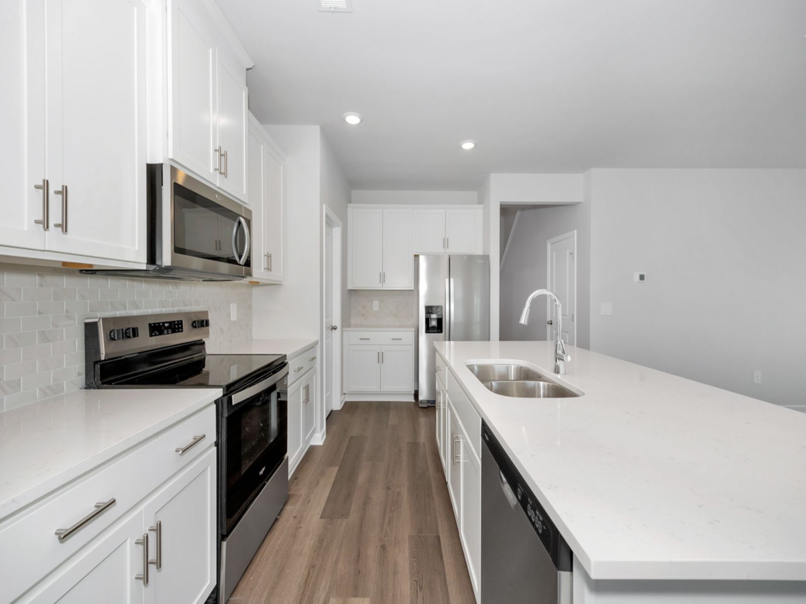 Kitchen:The Carolina floorplan with the Balanced White interior package.