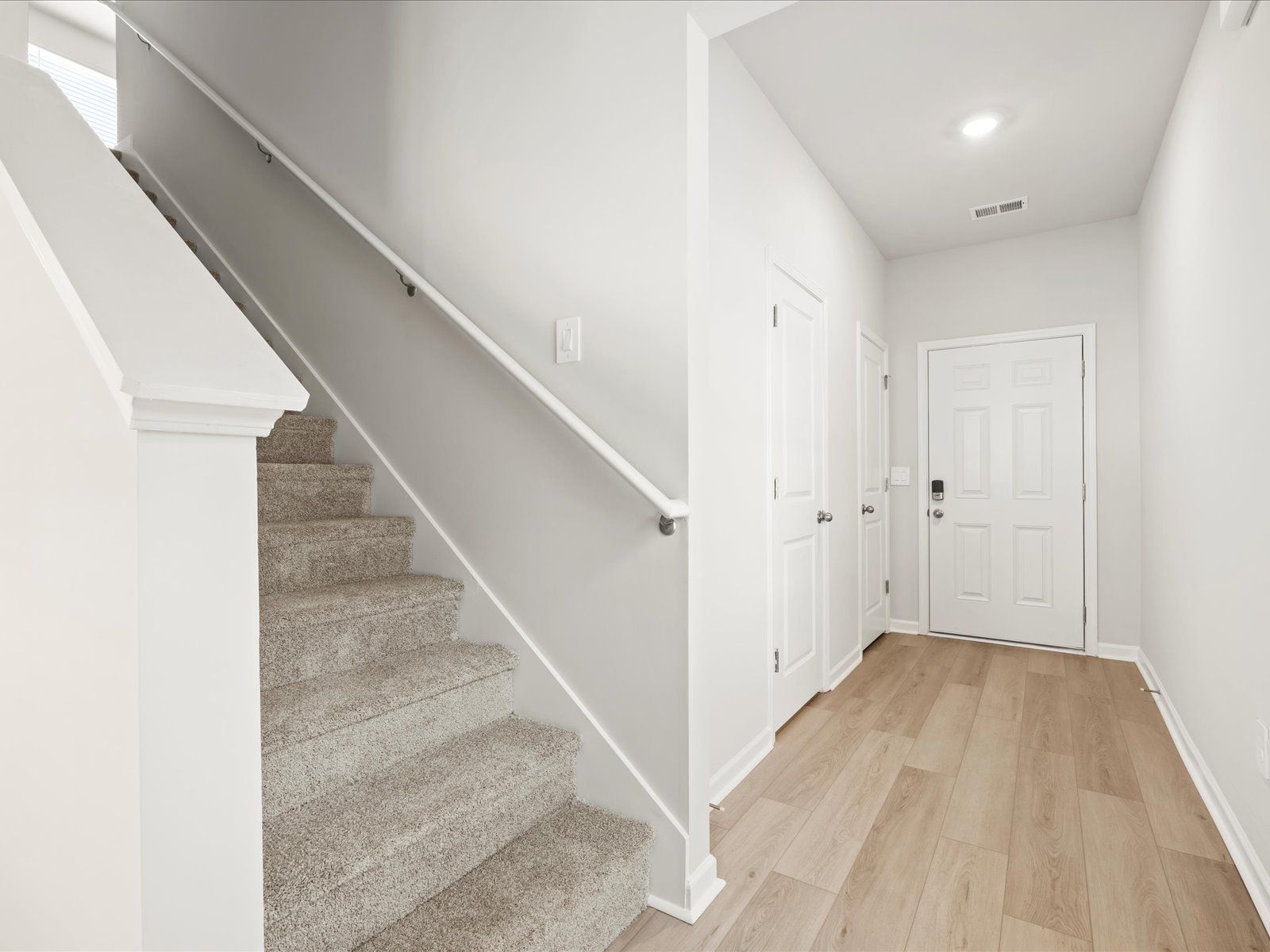 Foyer:Welcome to the Dallas floorplan at Pleasant Brook.