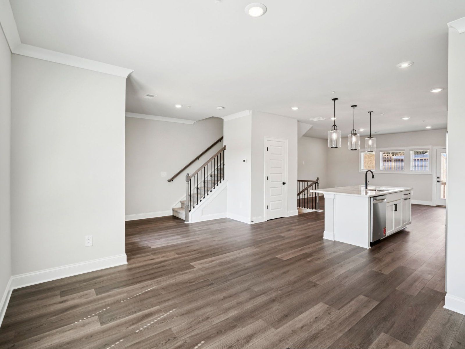 The Ashland floorplan with the Timeless Contrast Linen interior package.:Great Room