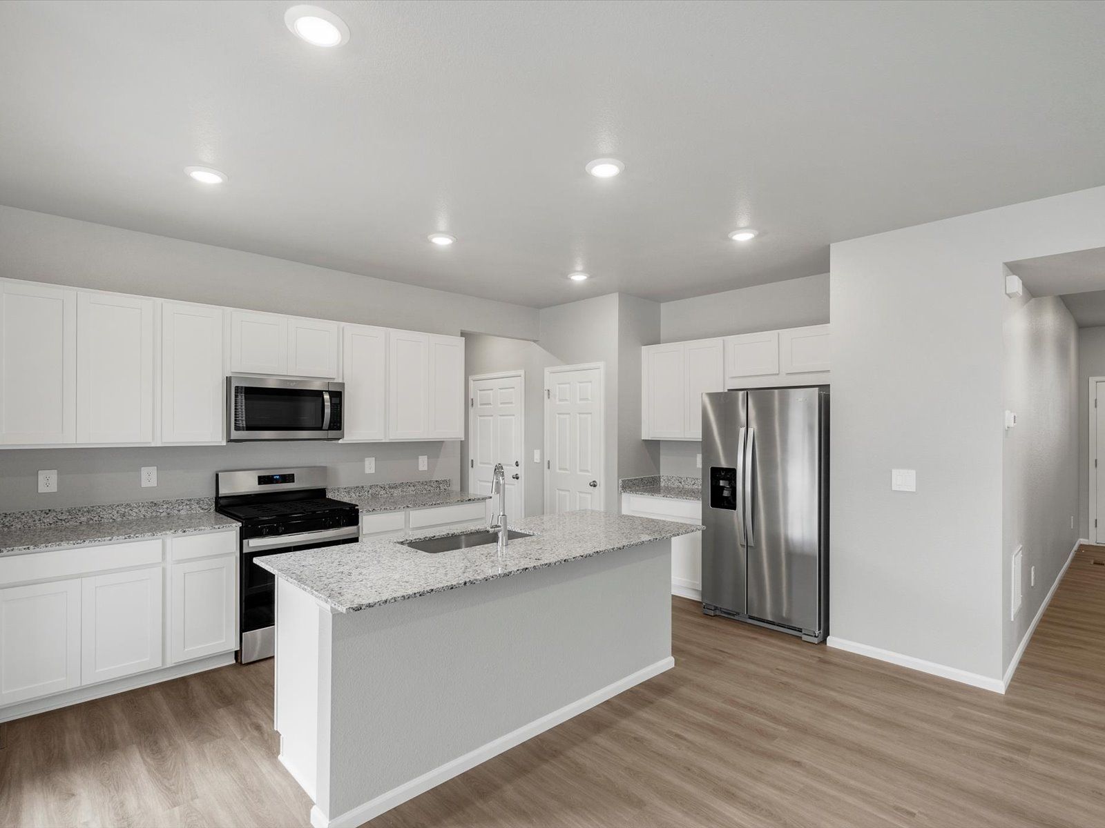 Welcome to the Cottonwood floorplan.:Kitchen