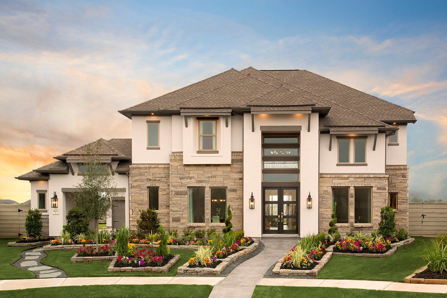Elevation - The Southlake (7804 Plan)