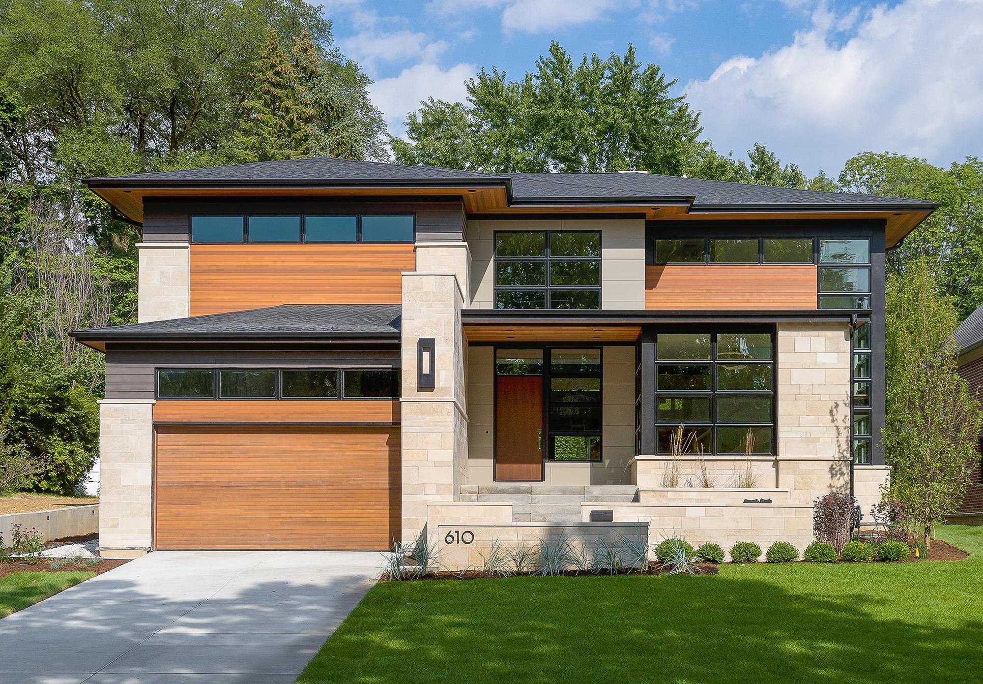 M House,60563