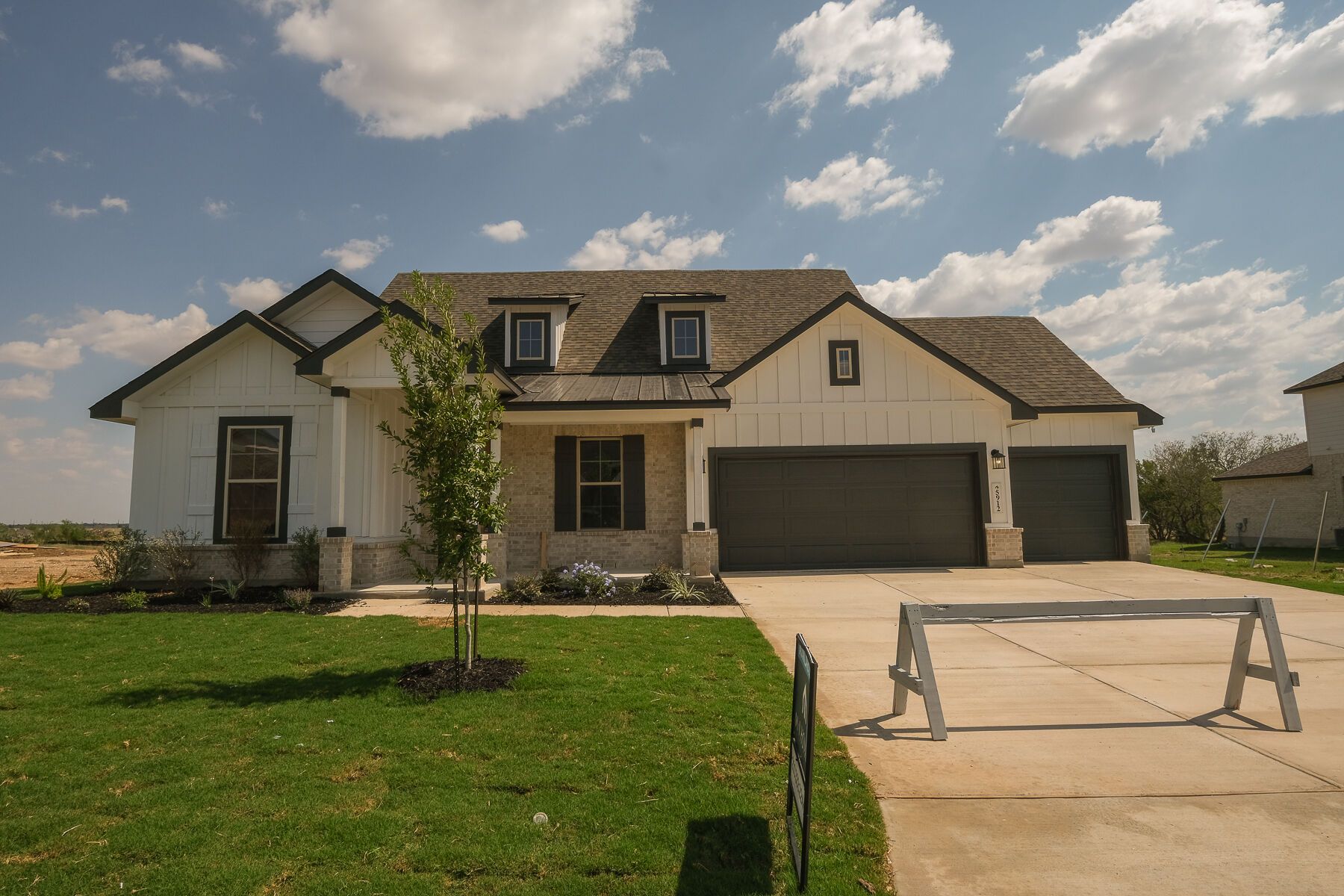 Front Exterior:Front Exterior
