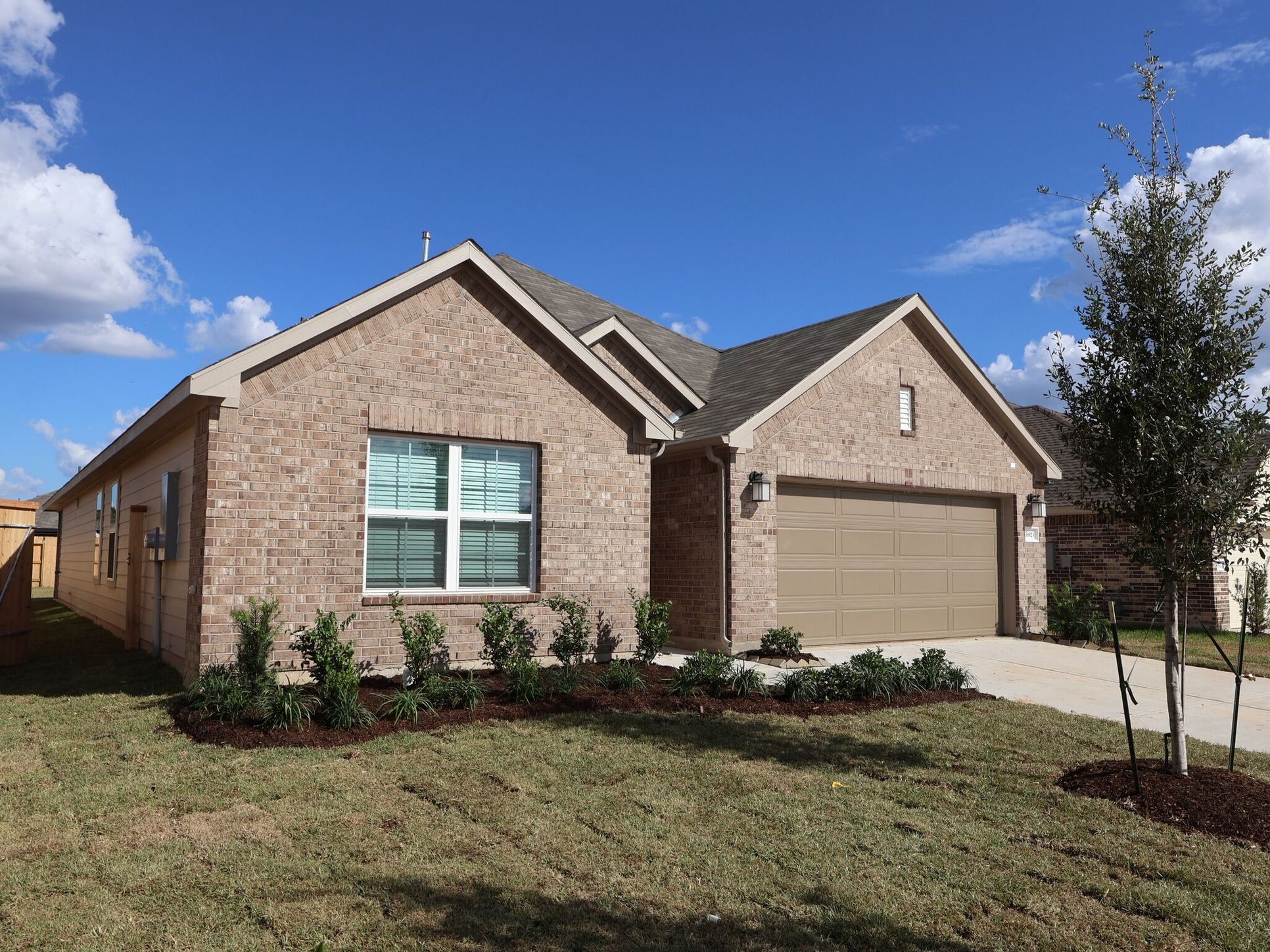 Front Exterior:Front Exterior