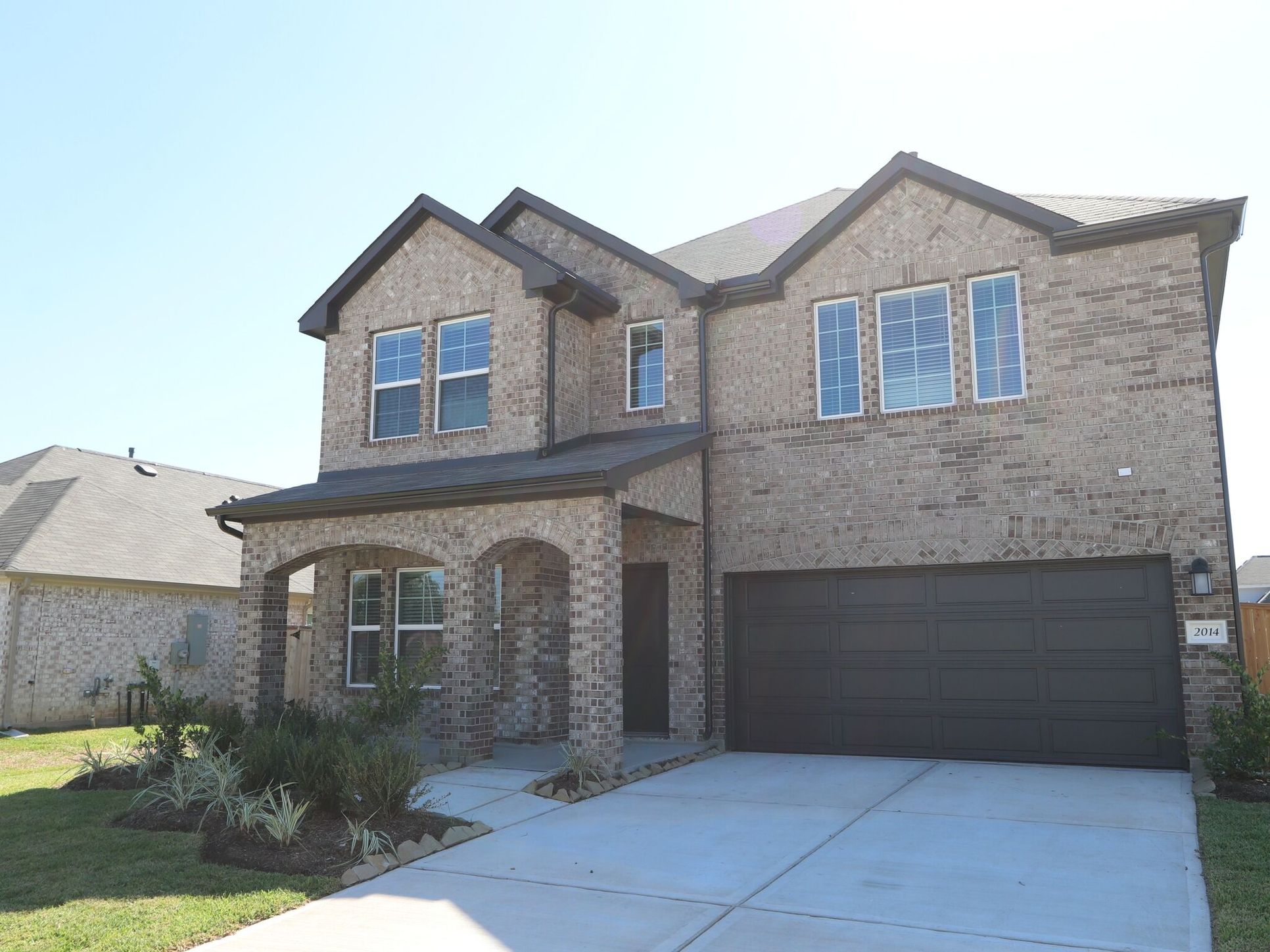 Front Exterior:Front Exterior