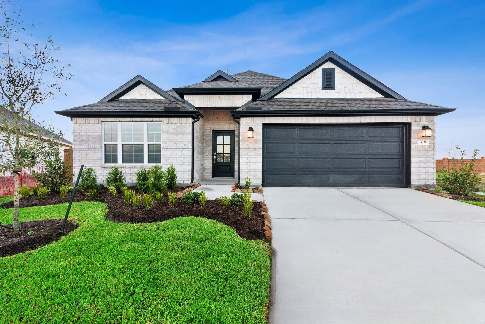 Front Exterior:Front Exterior