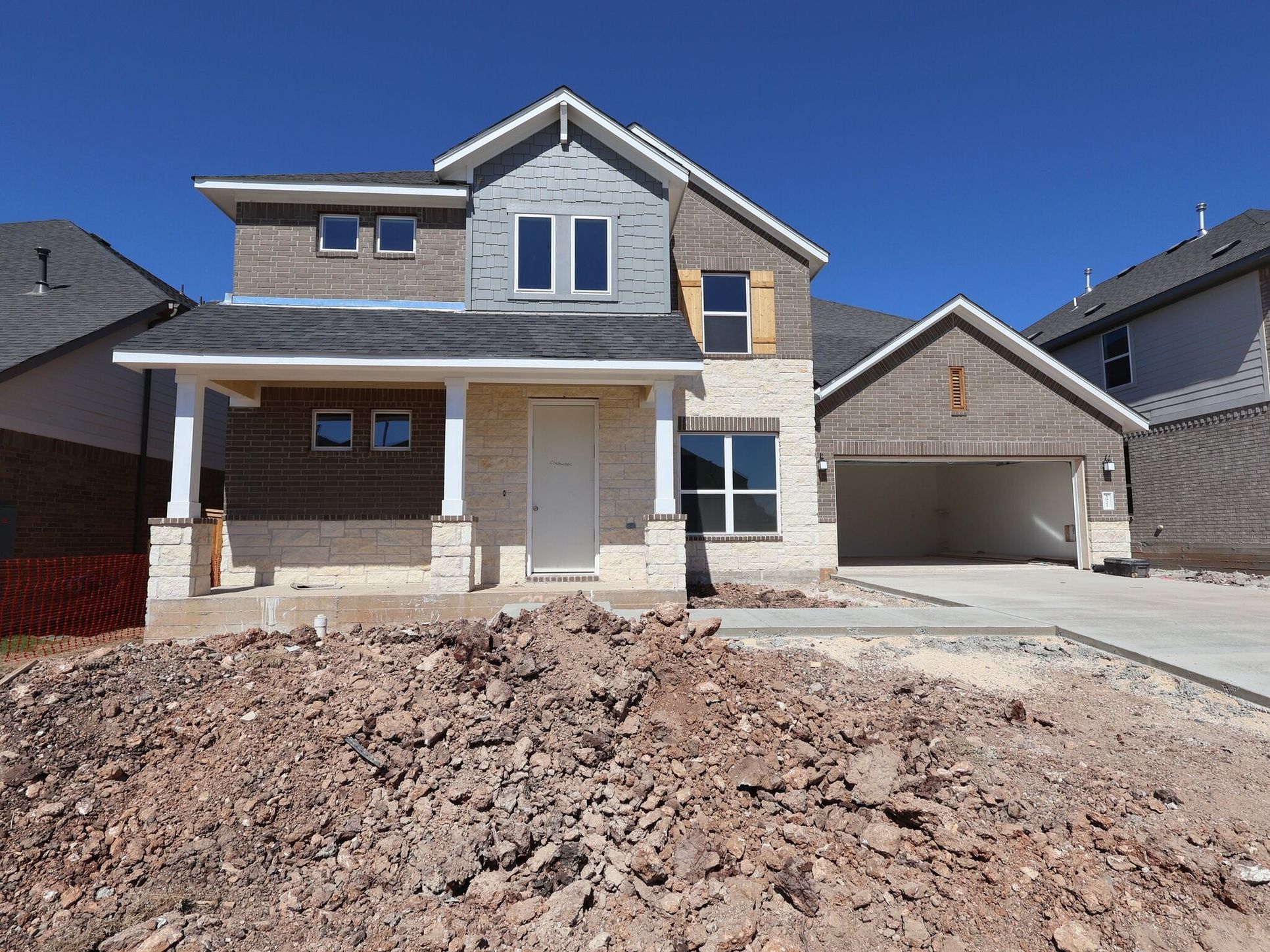 Front Exterior:Front Exterior