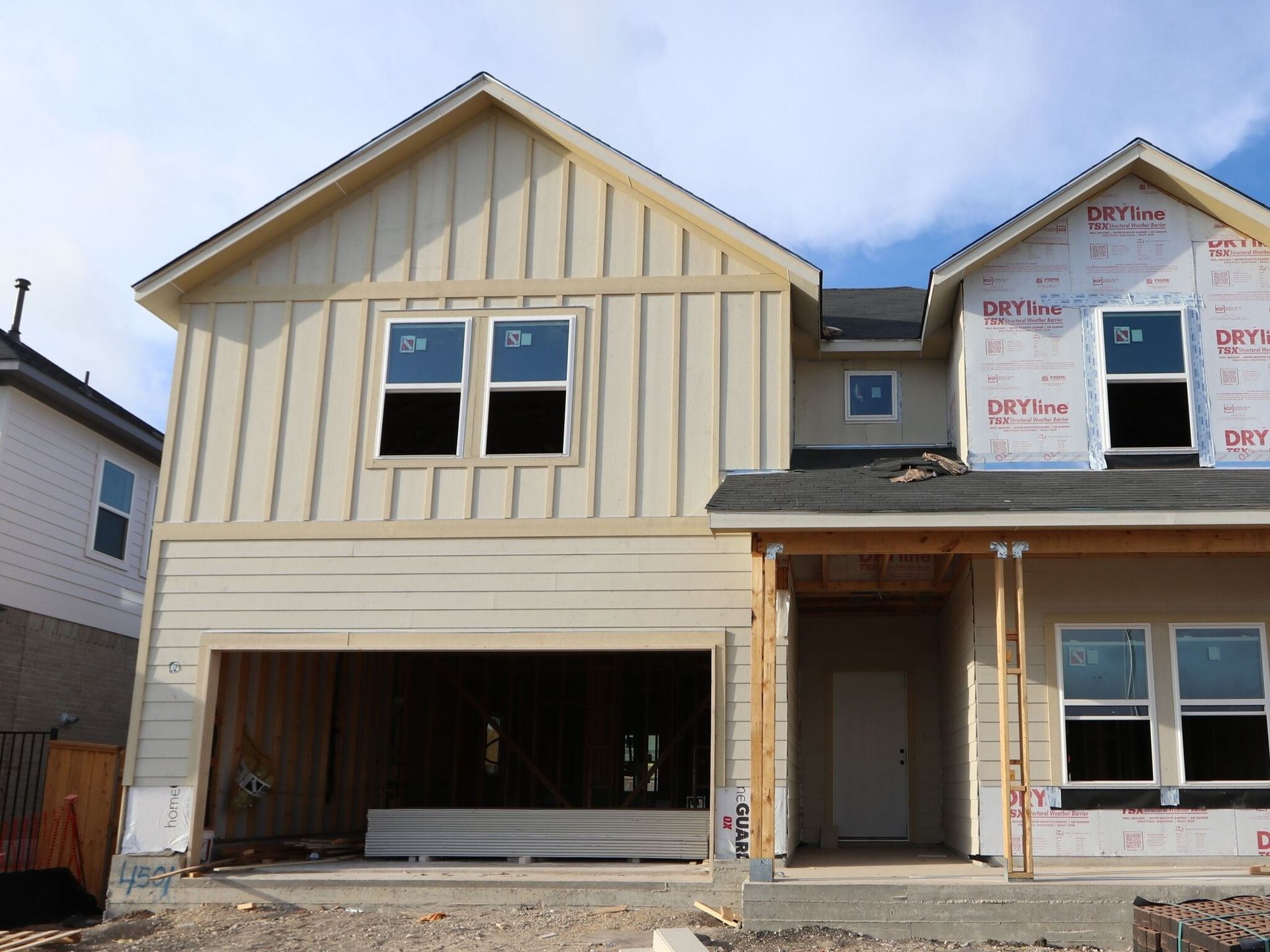 Front Exterior:Front Exterior