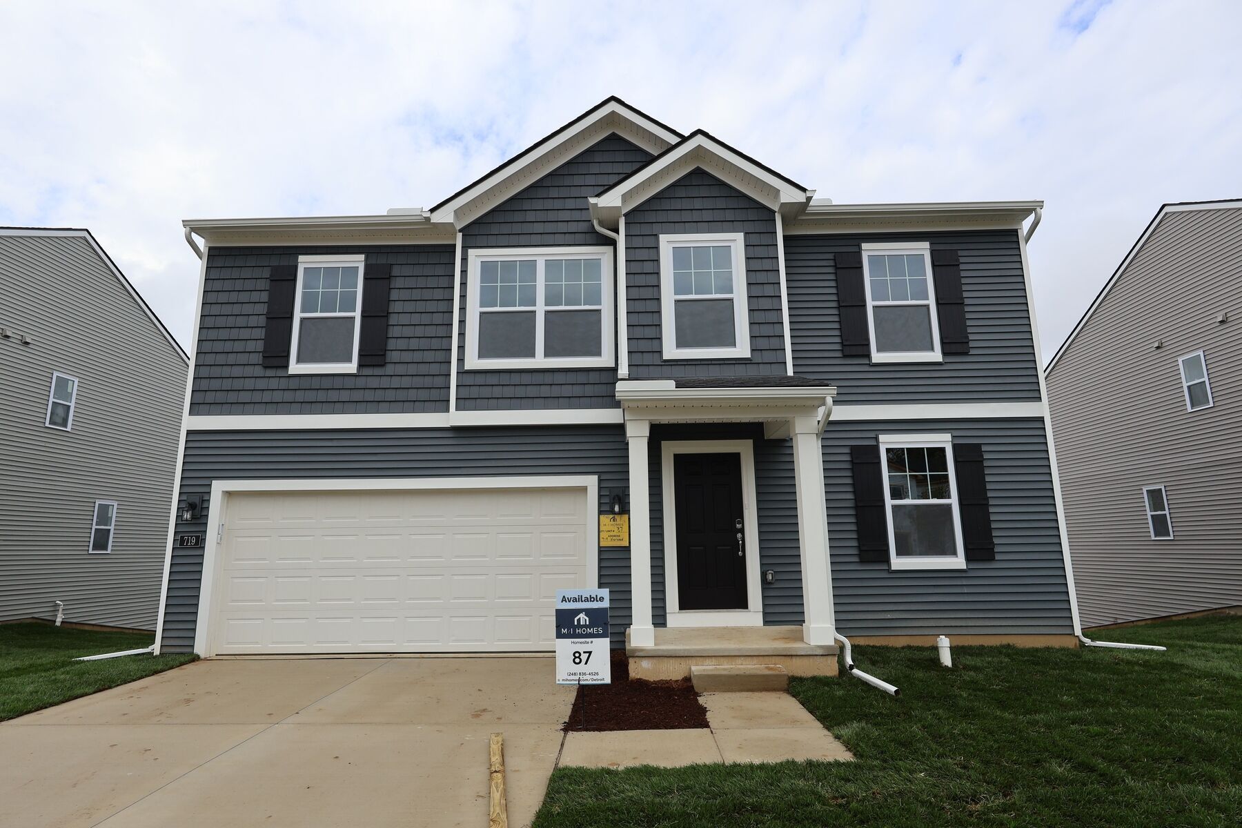 Front Exterior:Front Exterior