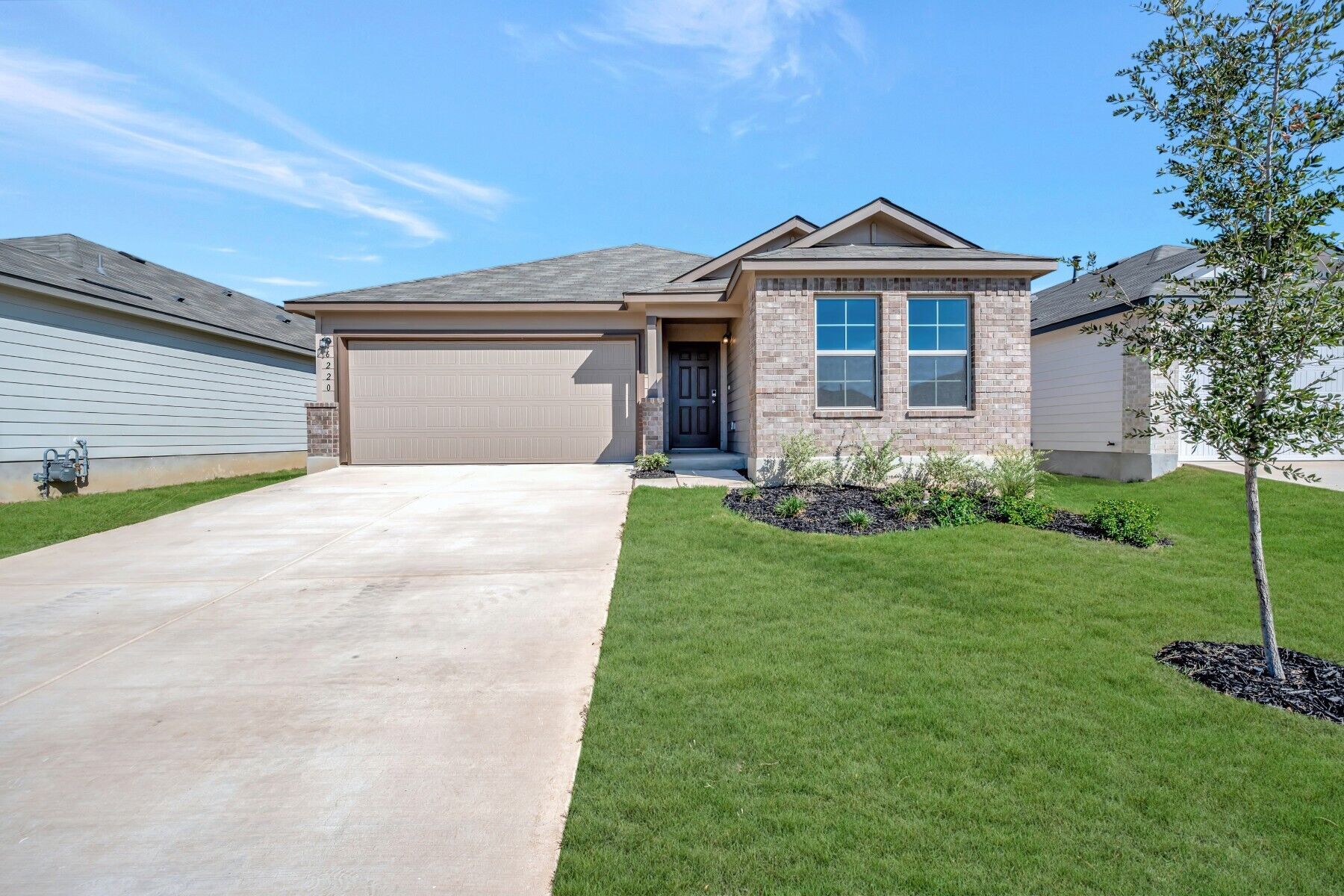 Front Exterior:Front Exterior