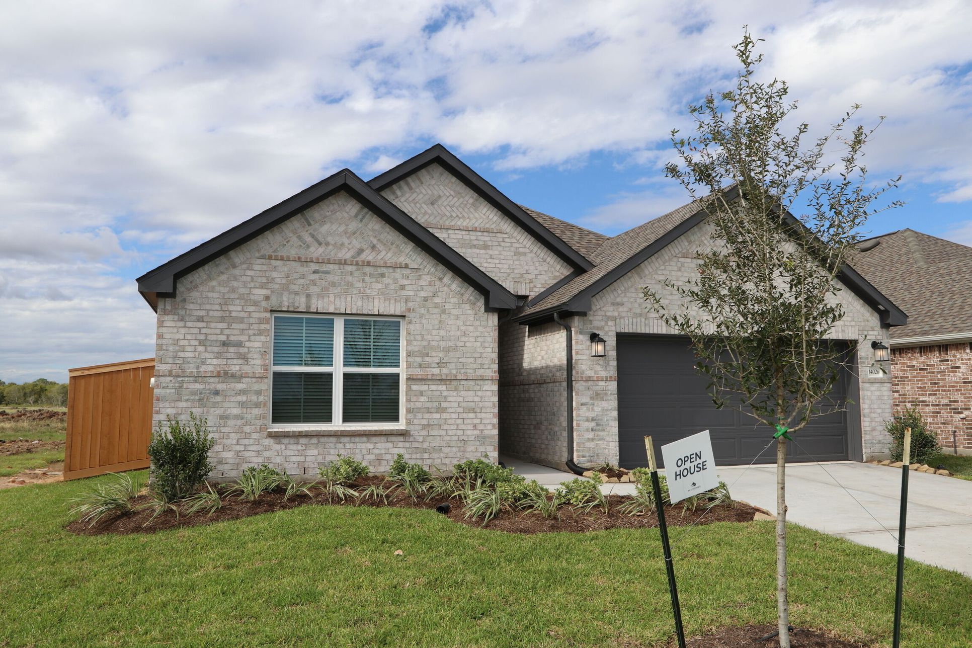 Front Exterior:Front Exterior