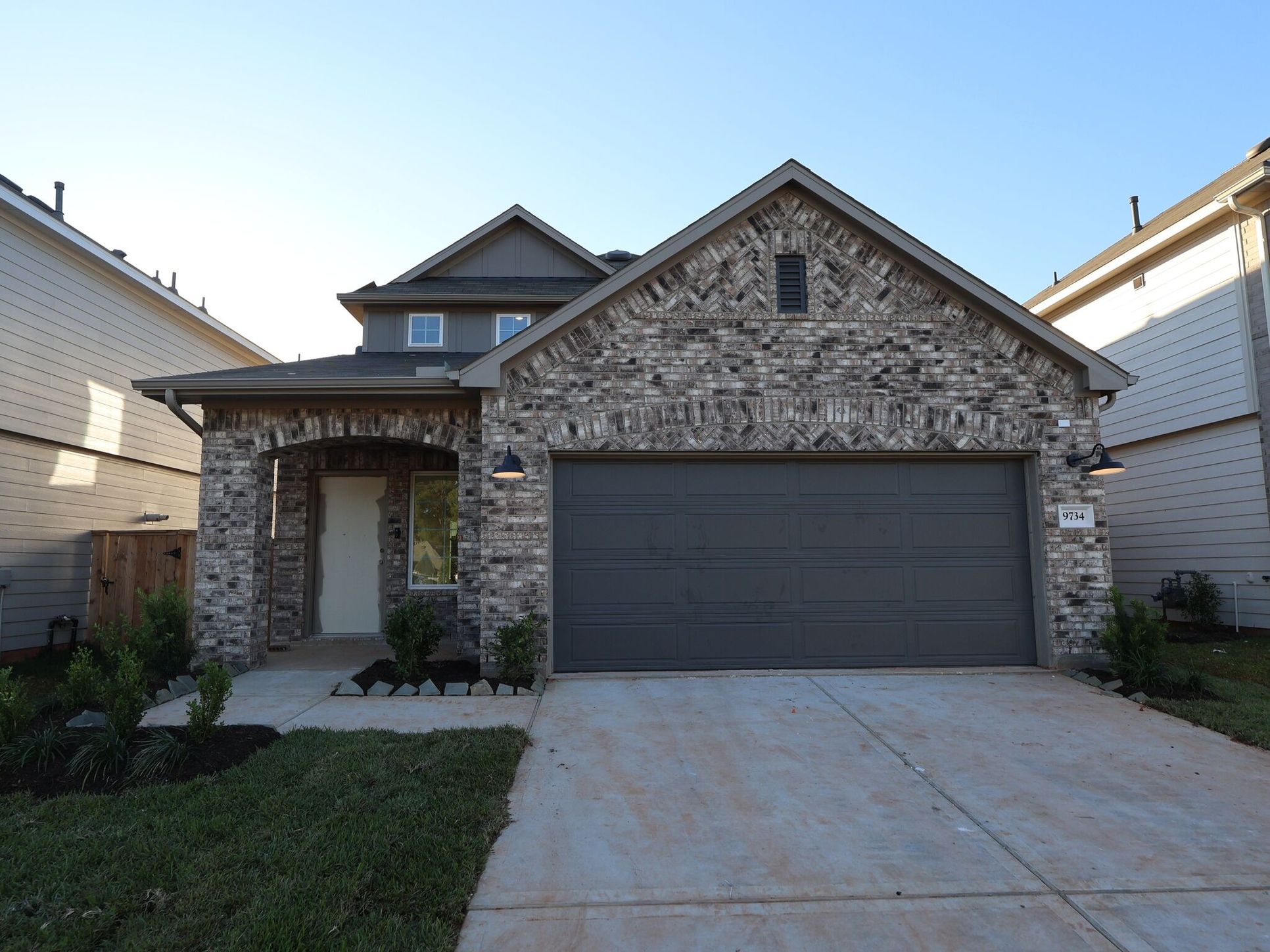 Front Exterior:Front Exterior