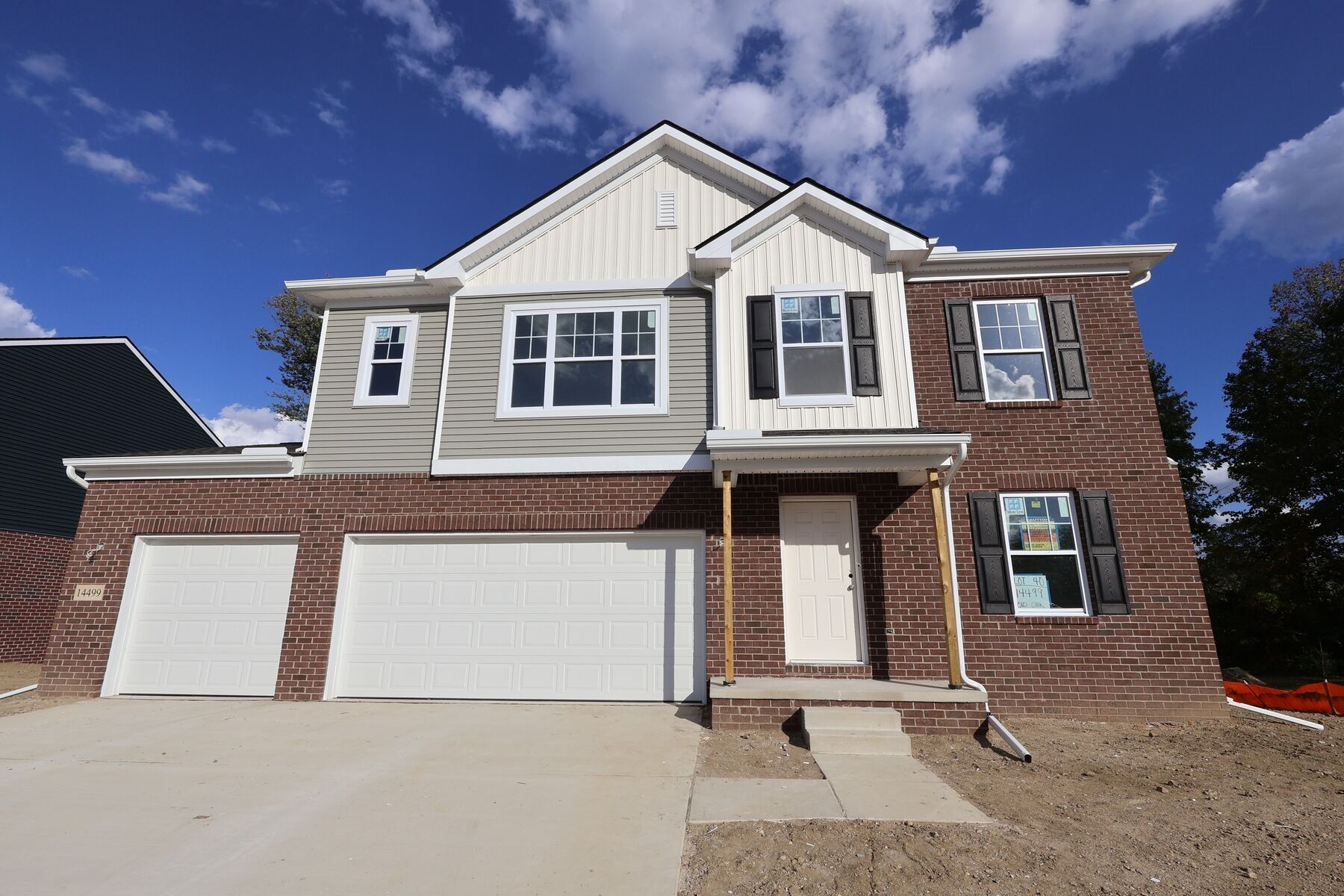 Front Exterior:Front Exterior