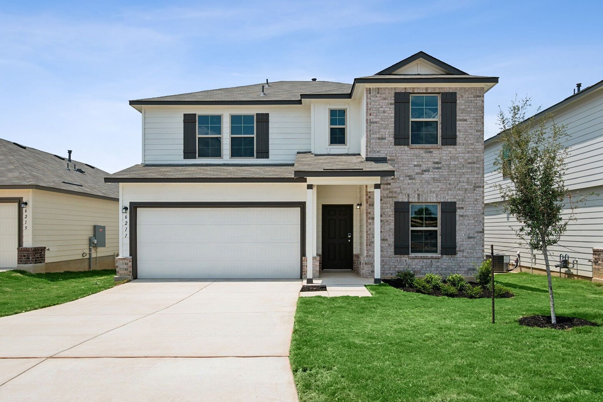 Front Exterior:Front Exterior