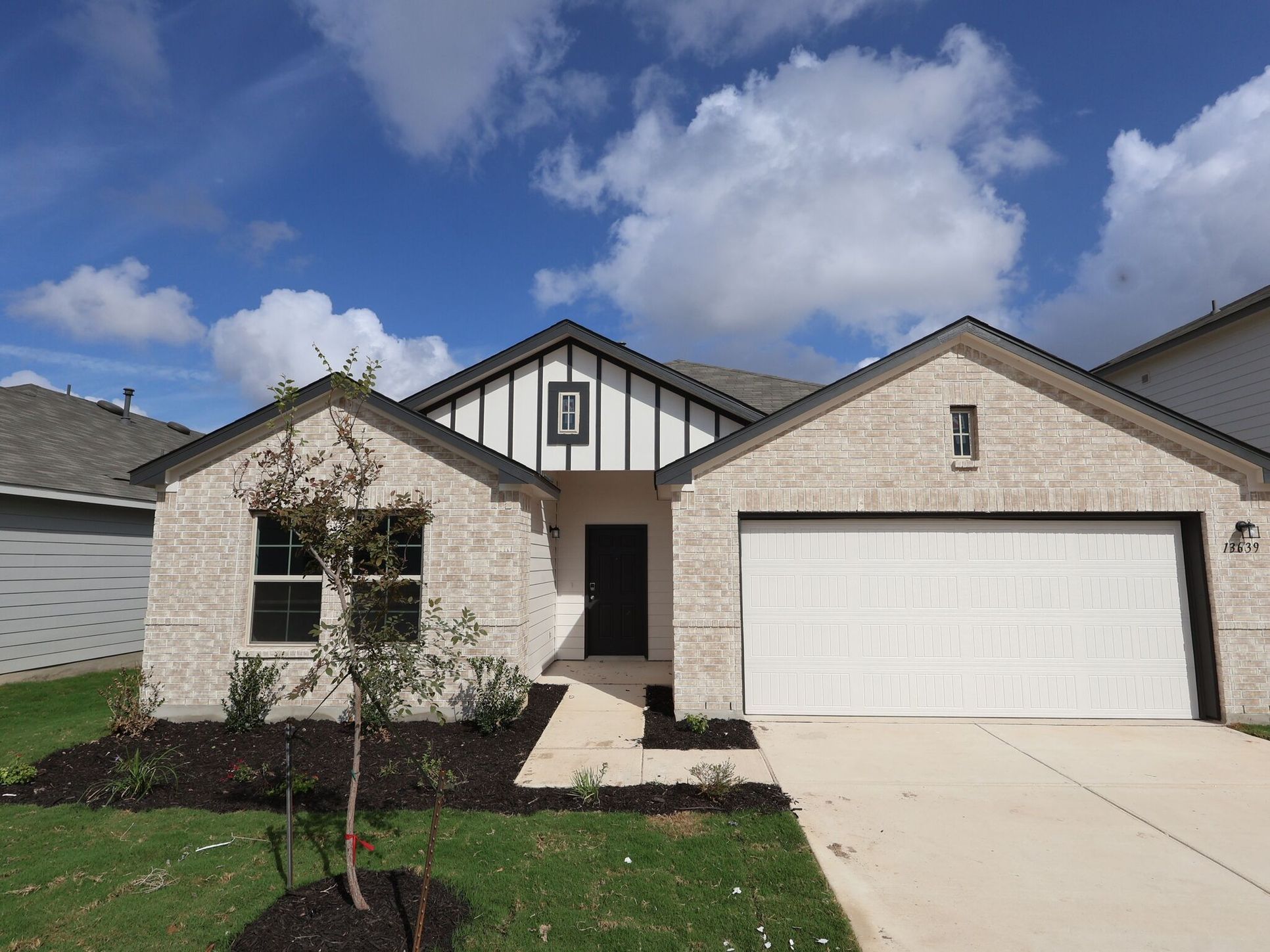 Front Exterior:Front Exterior