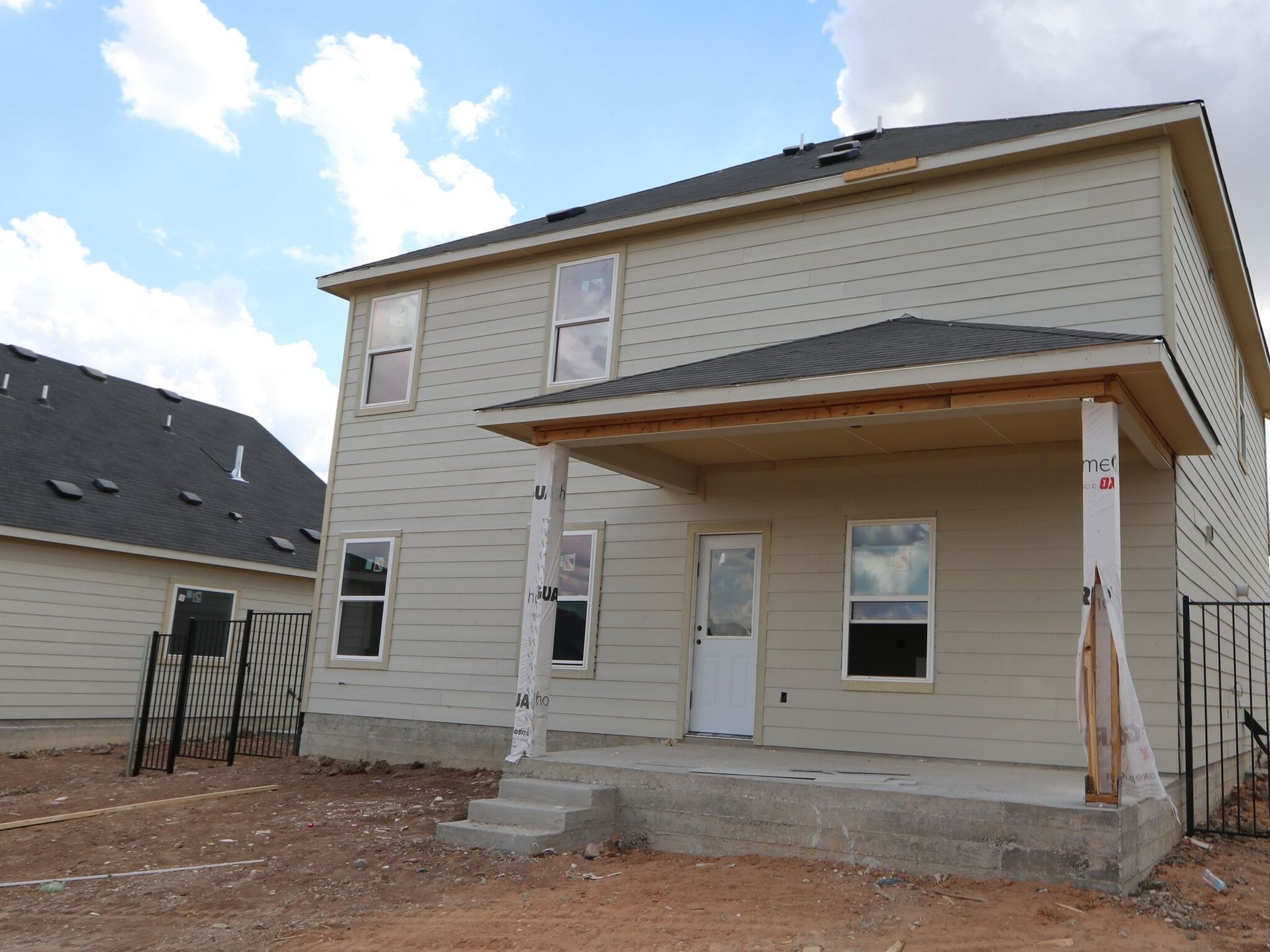 Back Exterior:Back Exterior