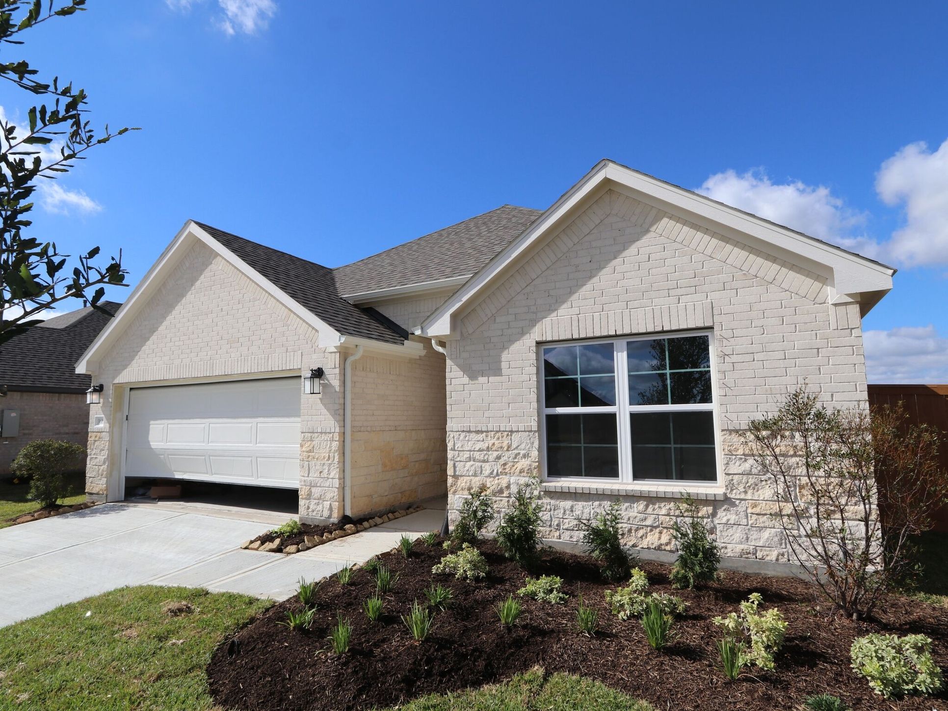 Front Exterior:Front Exterior