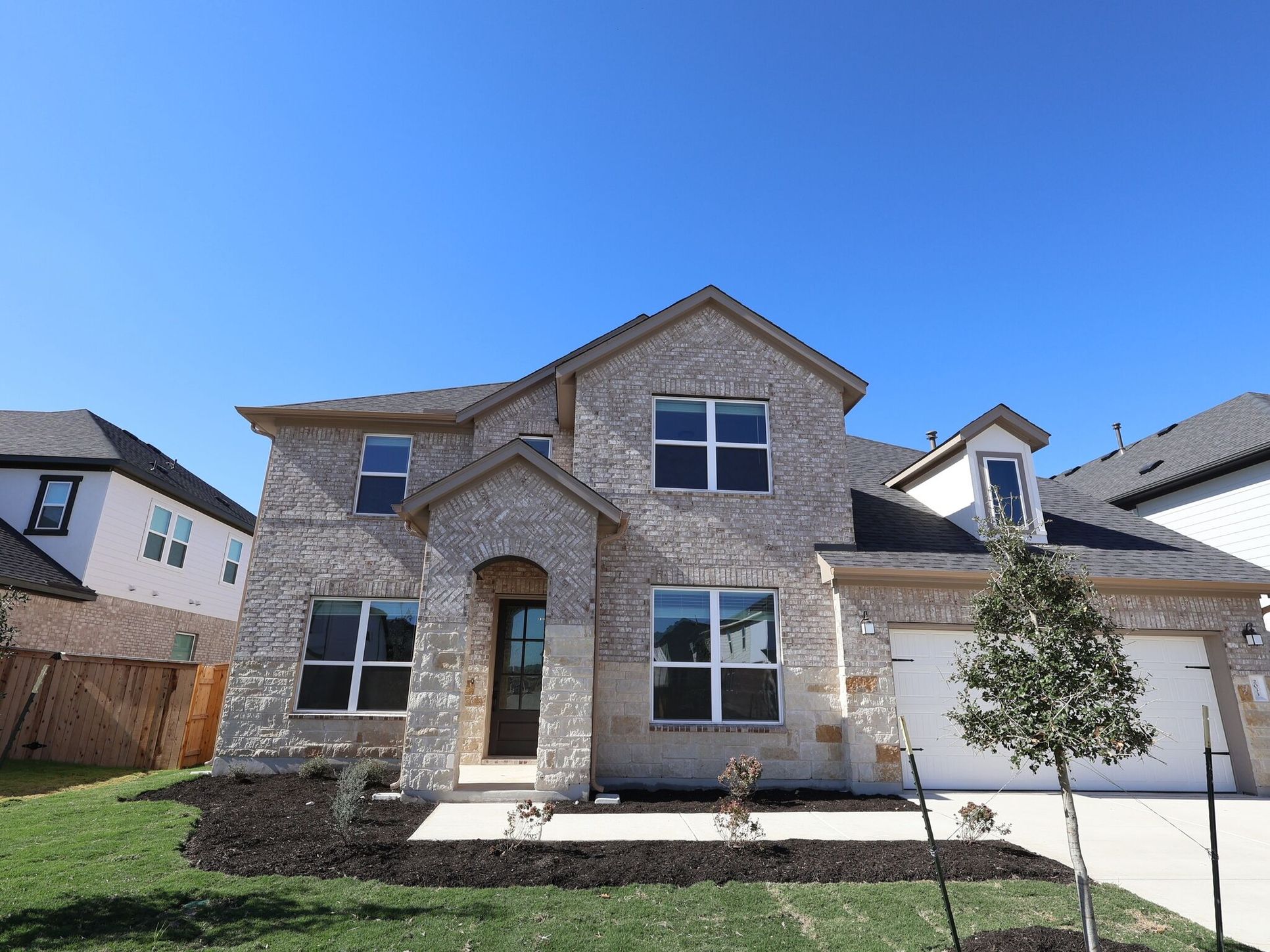 Front Exterior:Front Exterior