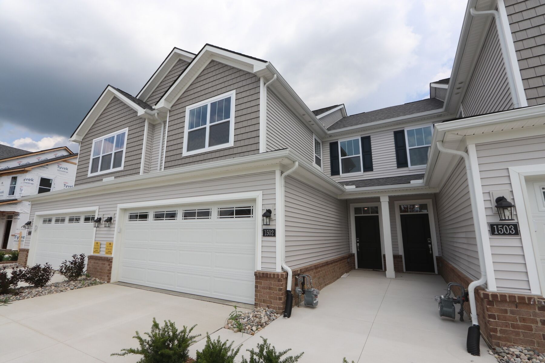 Front Exterior:Front Exterior