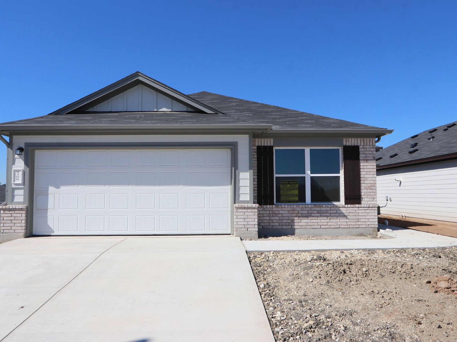 Front Exterior:Front Exterior