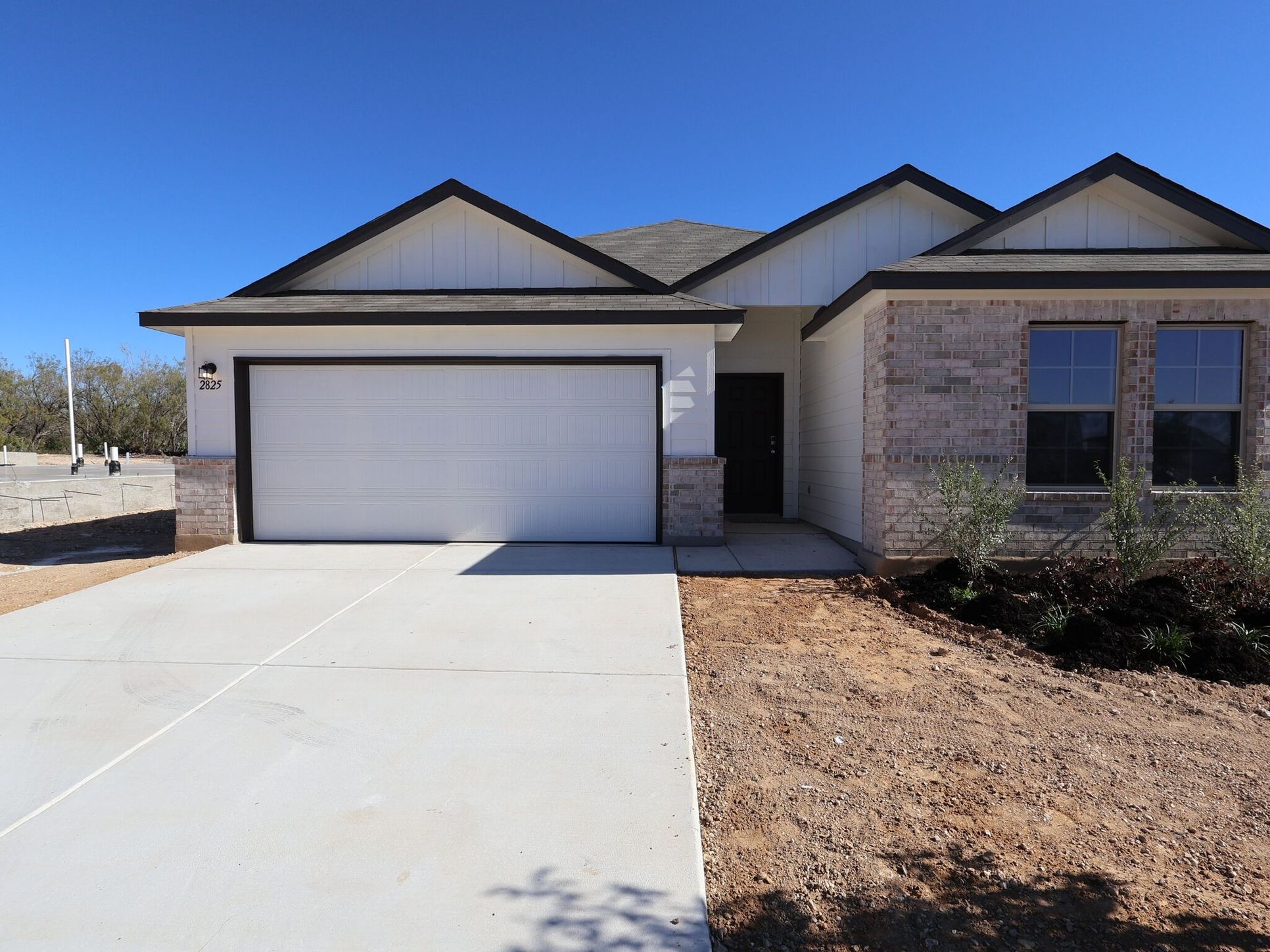 Front Exterior:Front Exterior