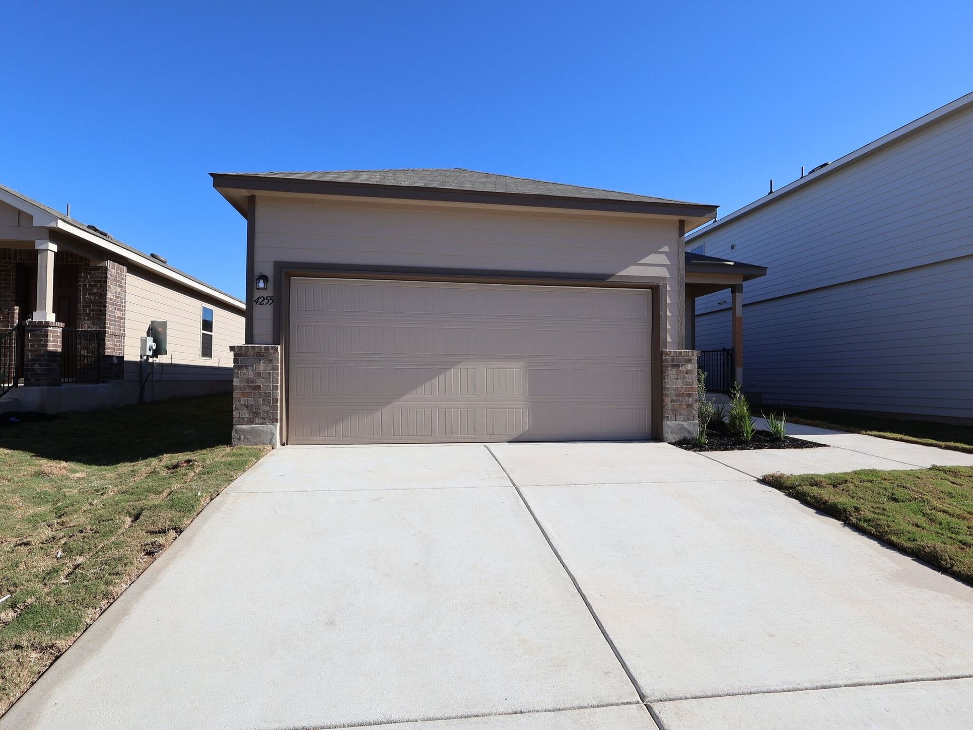 Front Exterior:Front Exterior