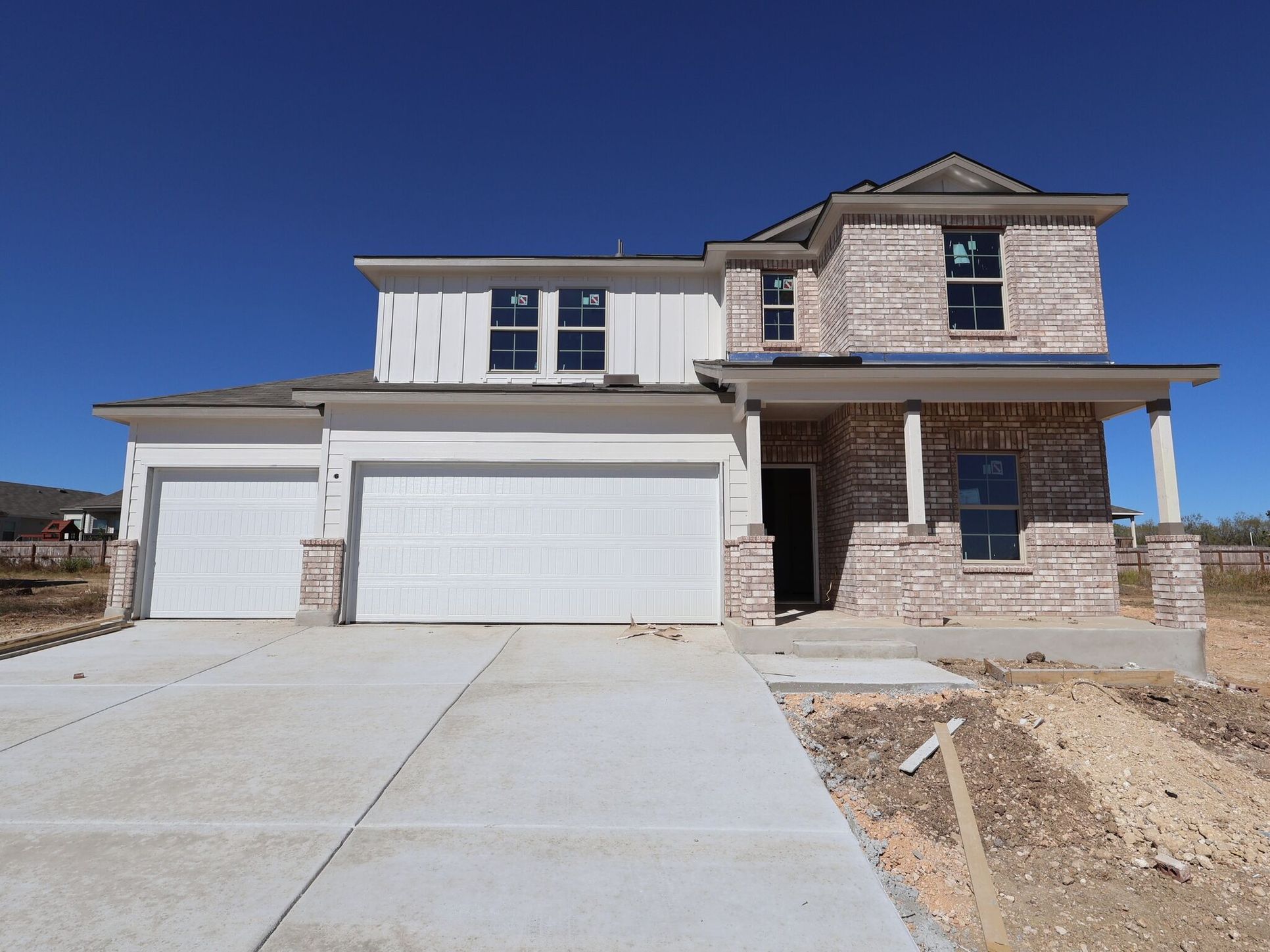 Front Exterior:Front Exterior