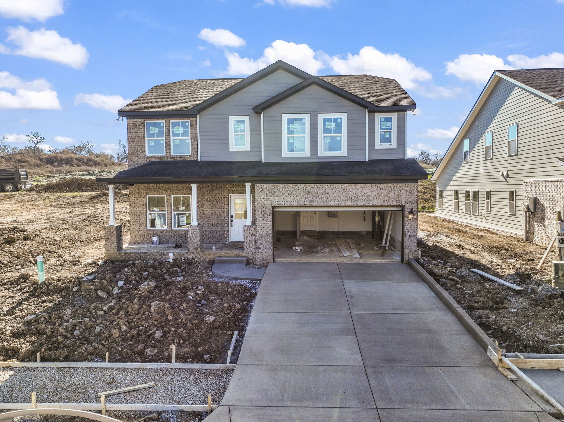 Front Exterior:Front Exterior