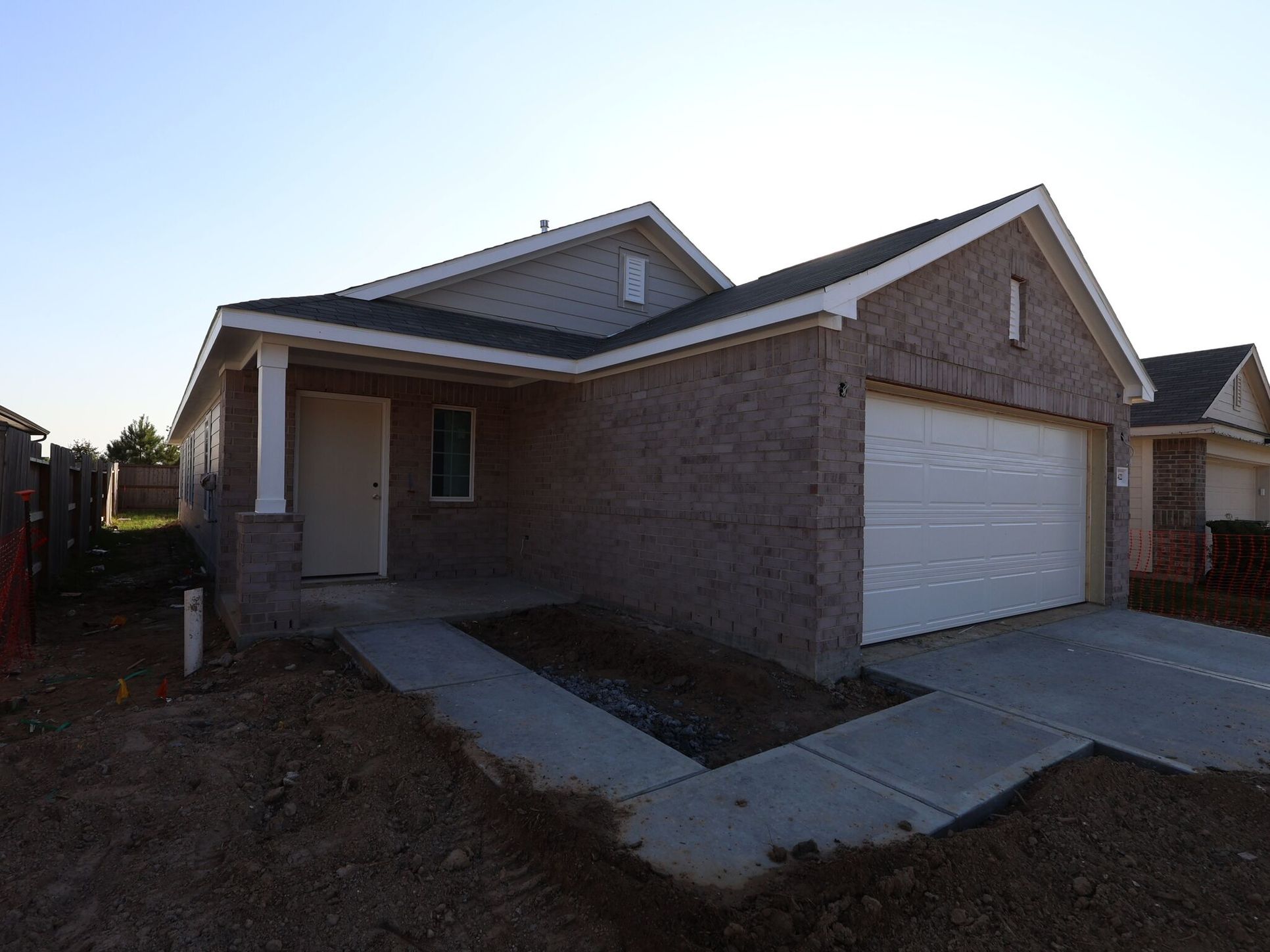 Side Exterior:Side Exterior