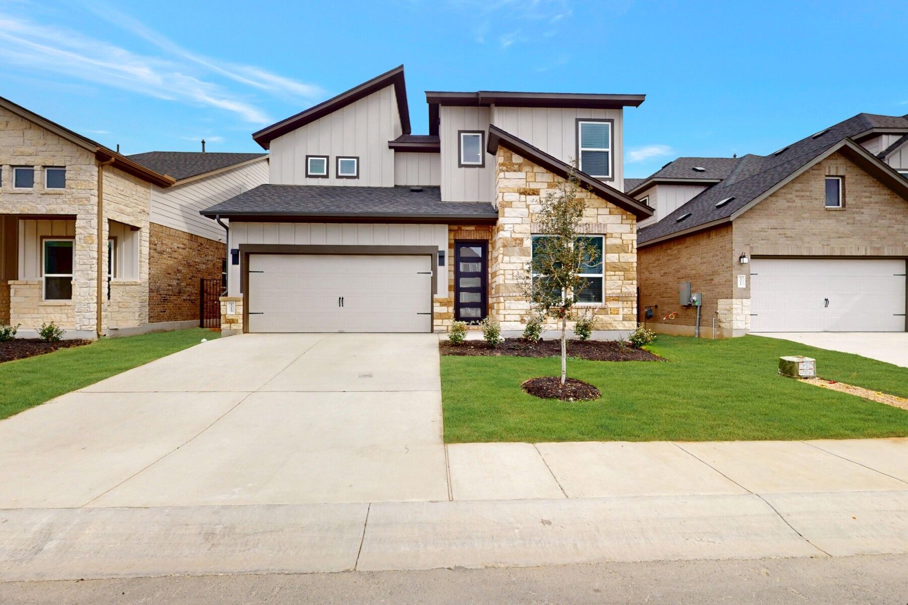 Front Exterior:Front Exterior