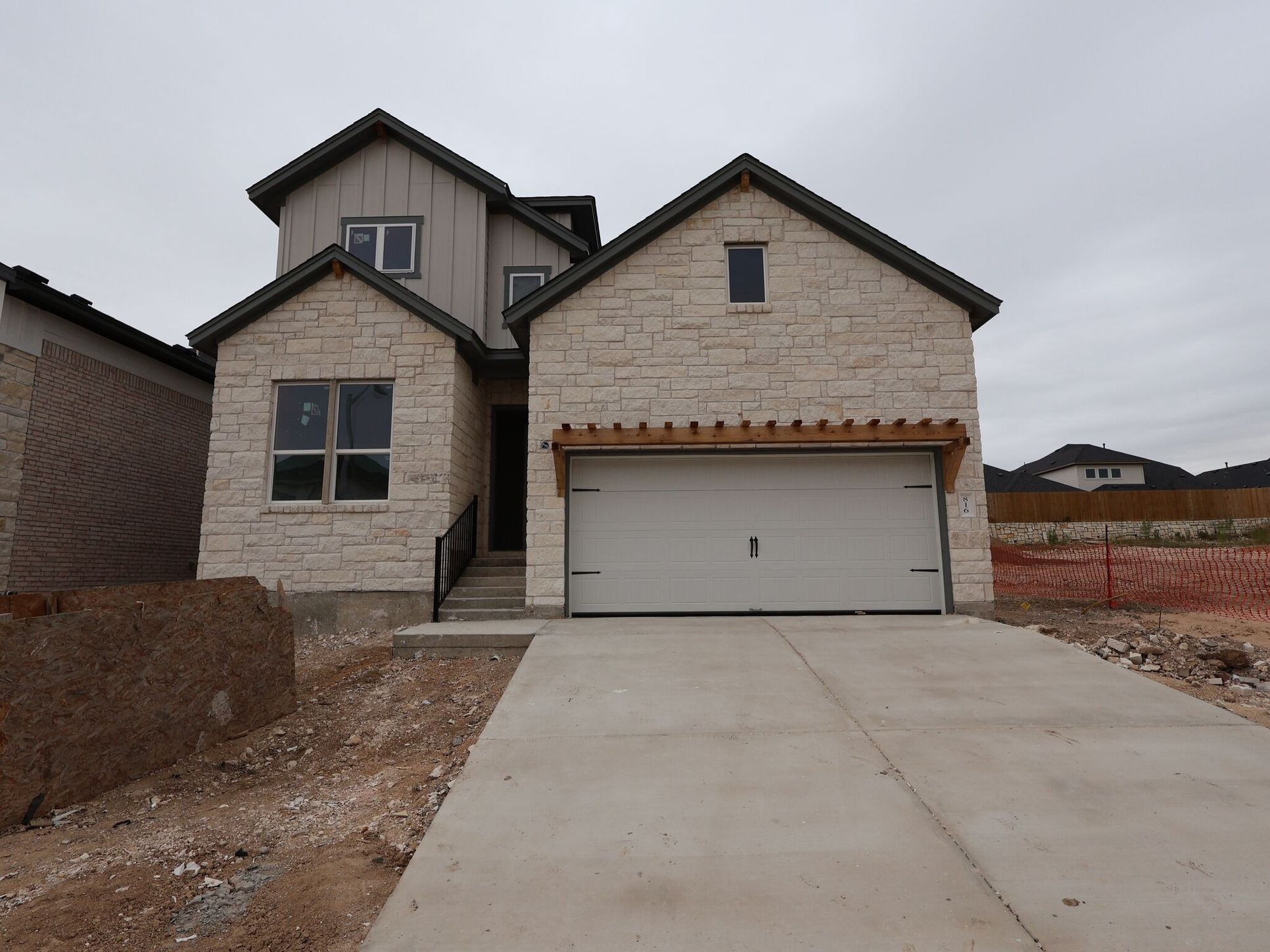 Front Exterior:Front Exterior