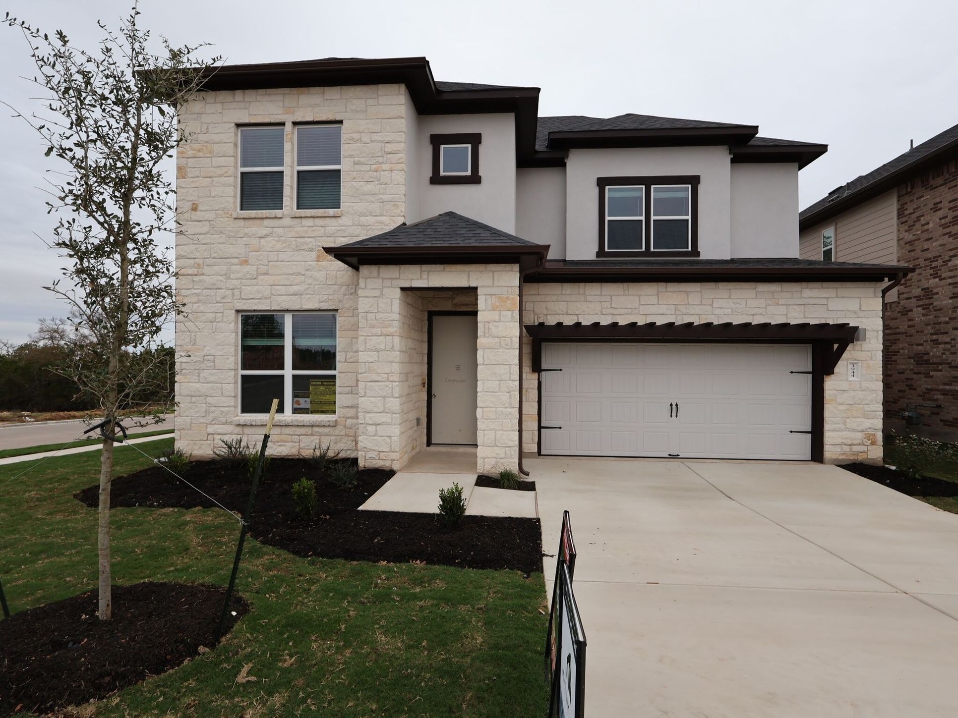 Front Exterior:Front Exterior