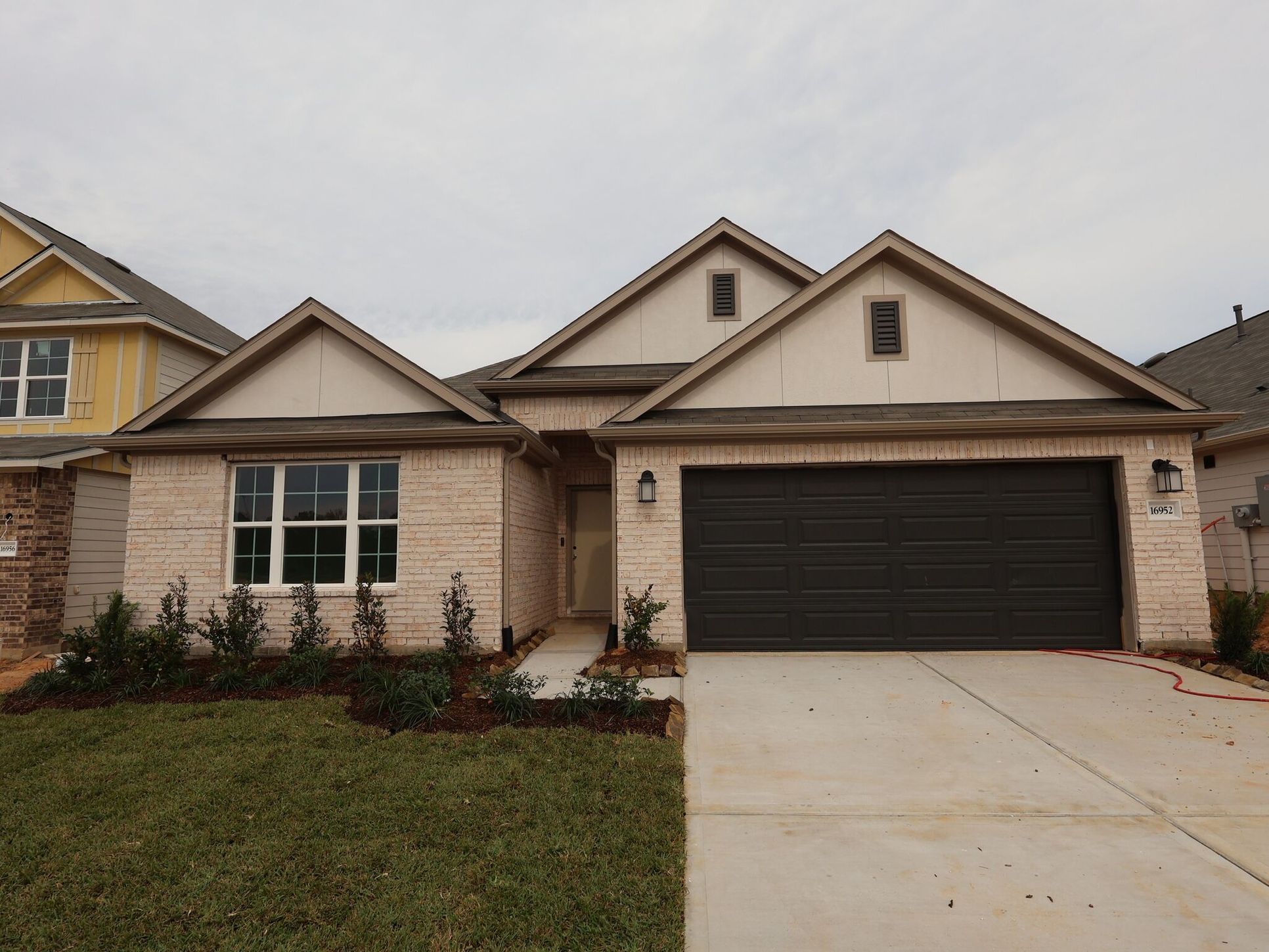 Front Exterior:Front Exterior