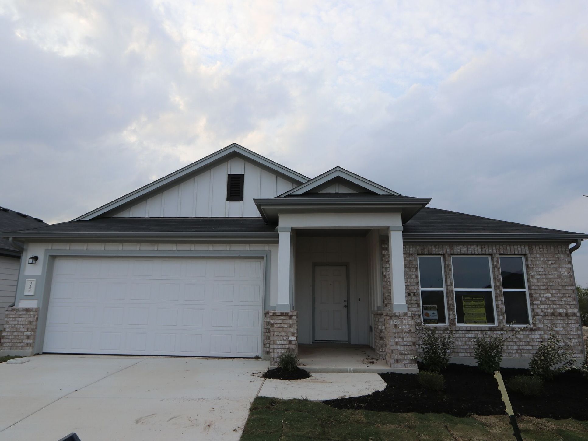 Front Exterior:Front Exterior