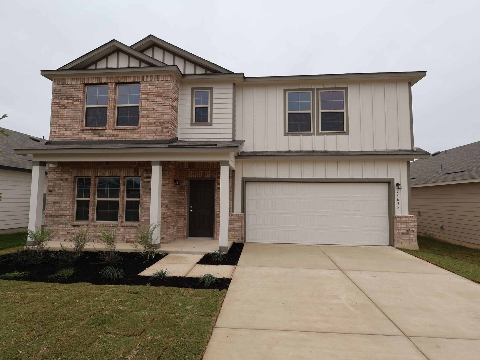 Front Exterior:Front Exterior