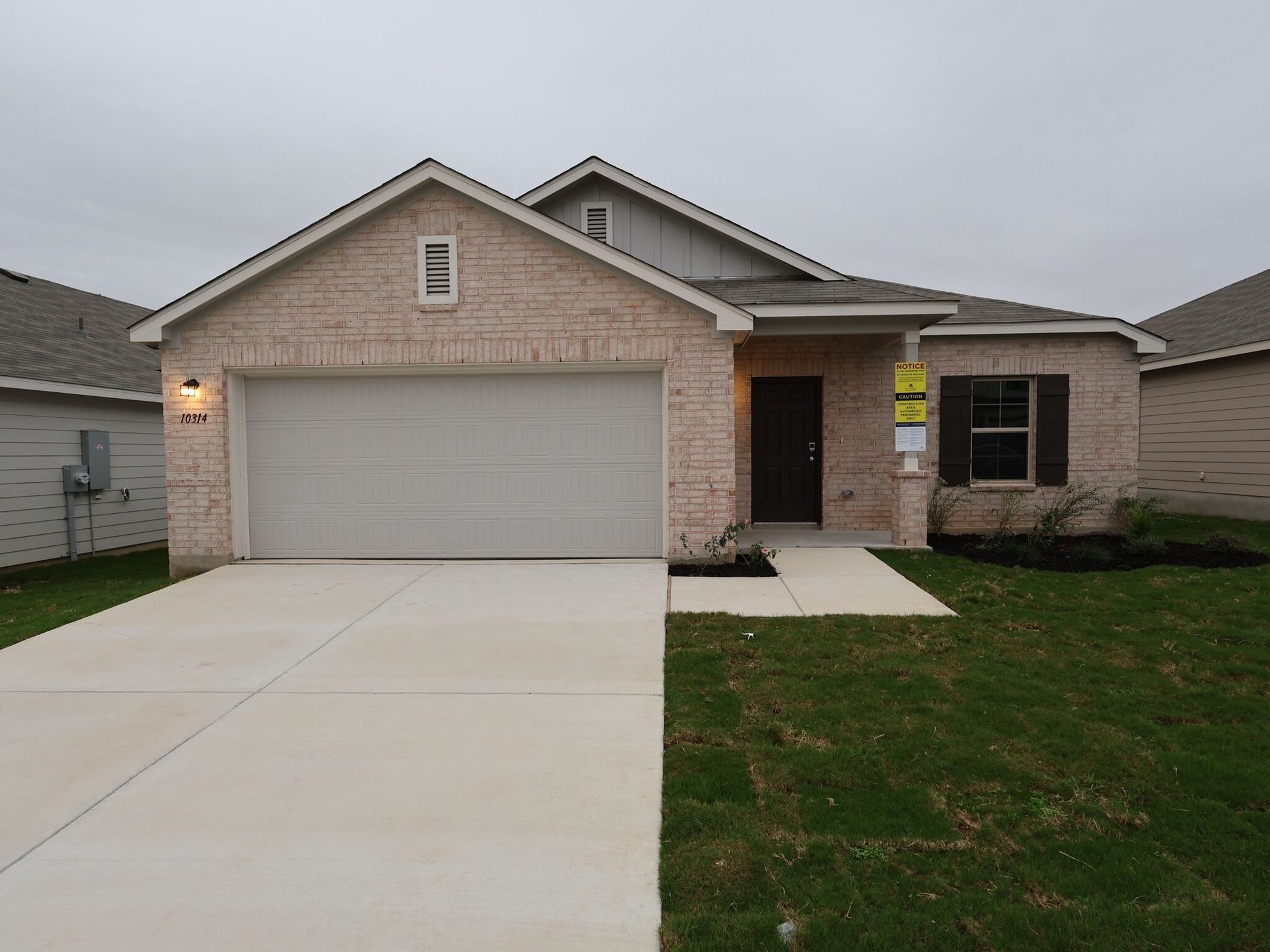 Front Exterior:Front Exterior