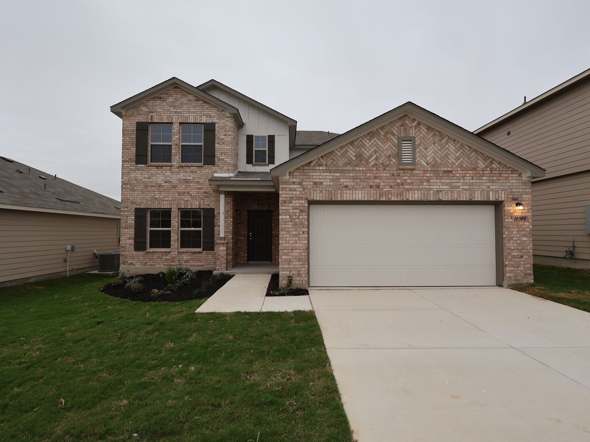 Front Exterior:Front Exterior