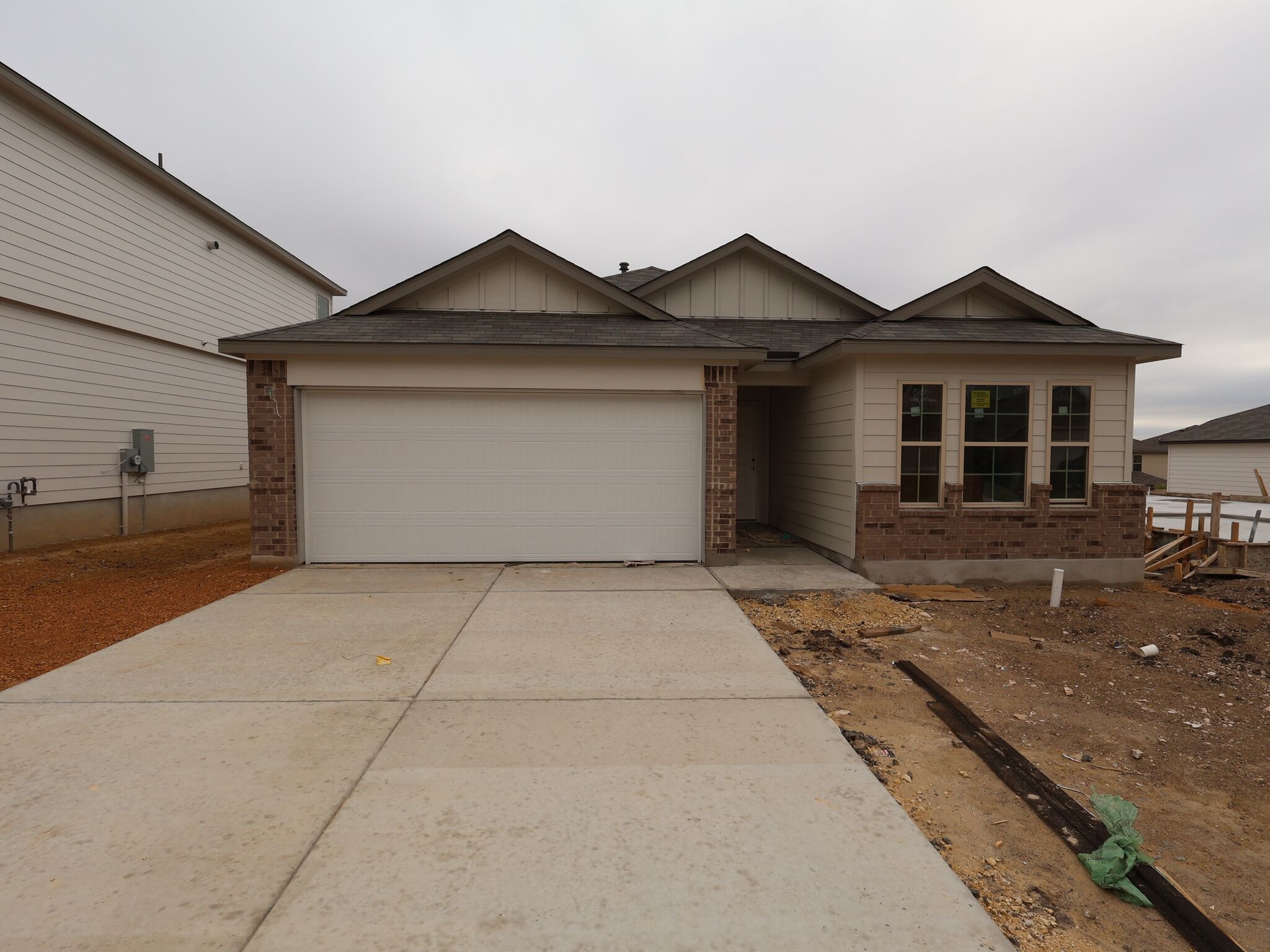 Front Exterior:Front Exterior