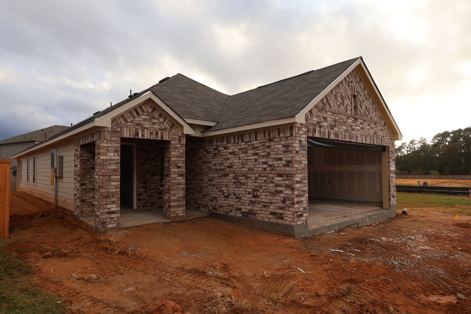 Side Exterior:Side Exterior