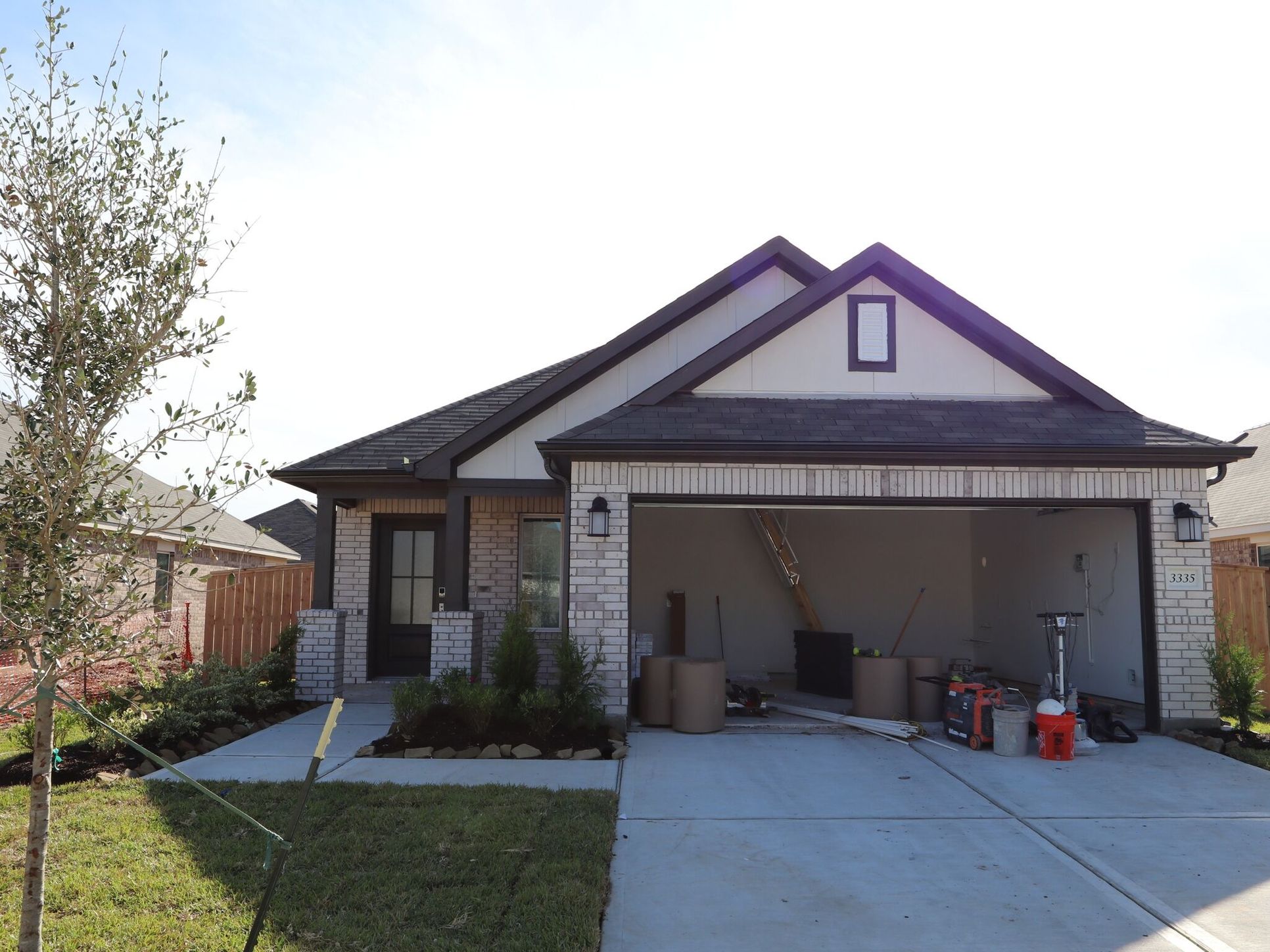 Front Exterior:Front Exterior