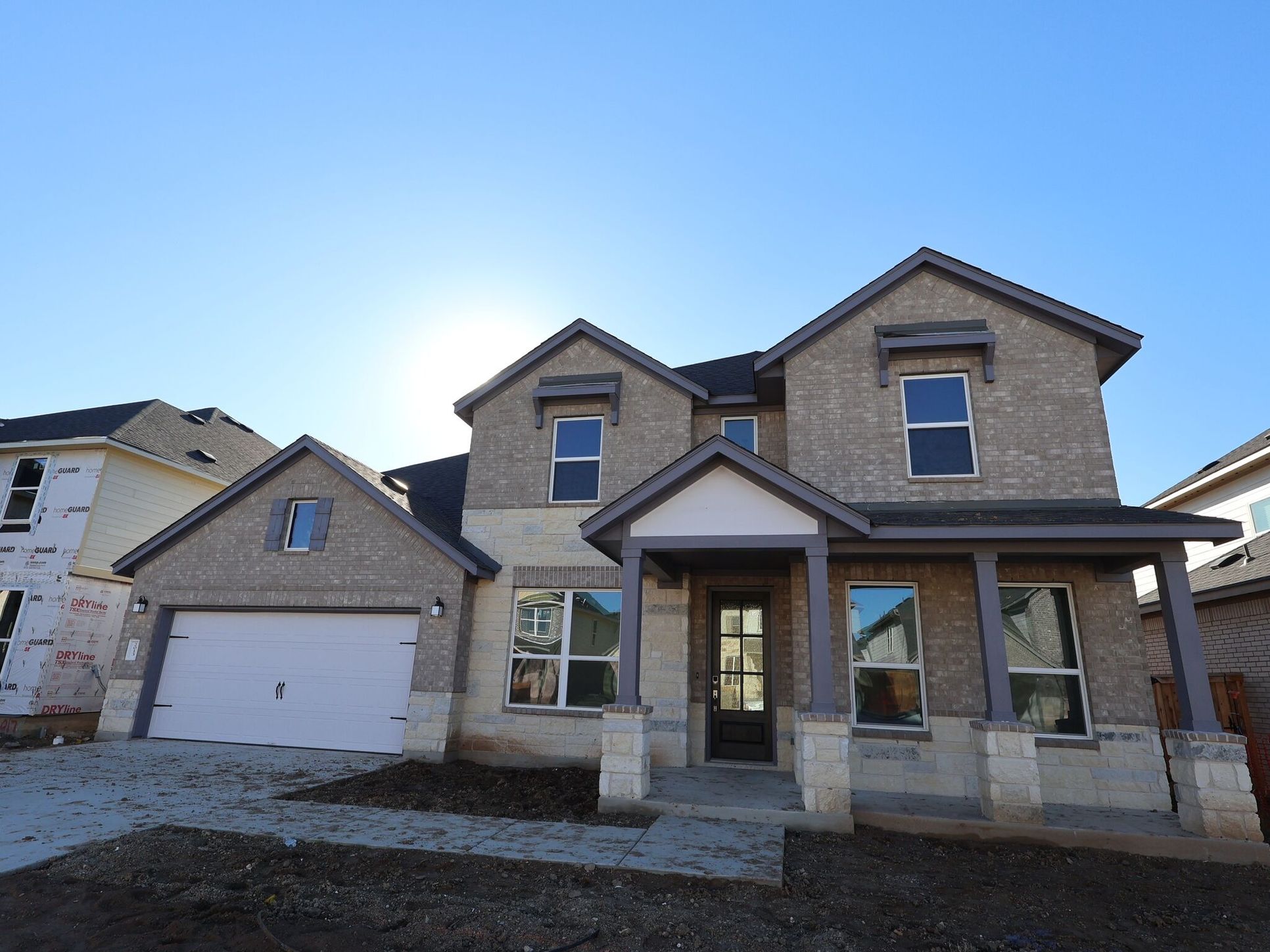 Front Exterior:Front Exterior