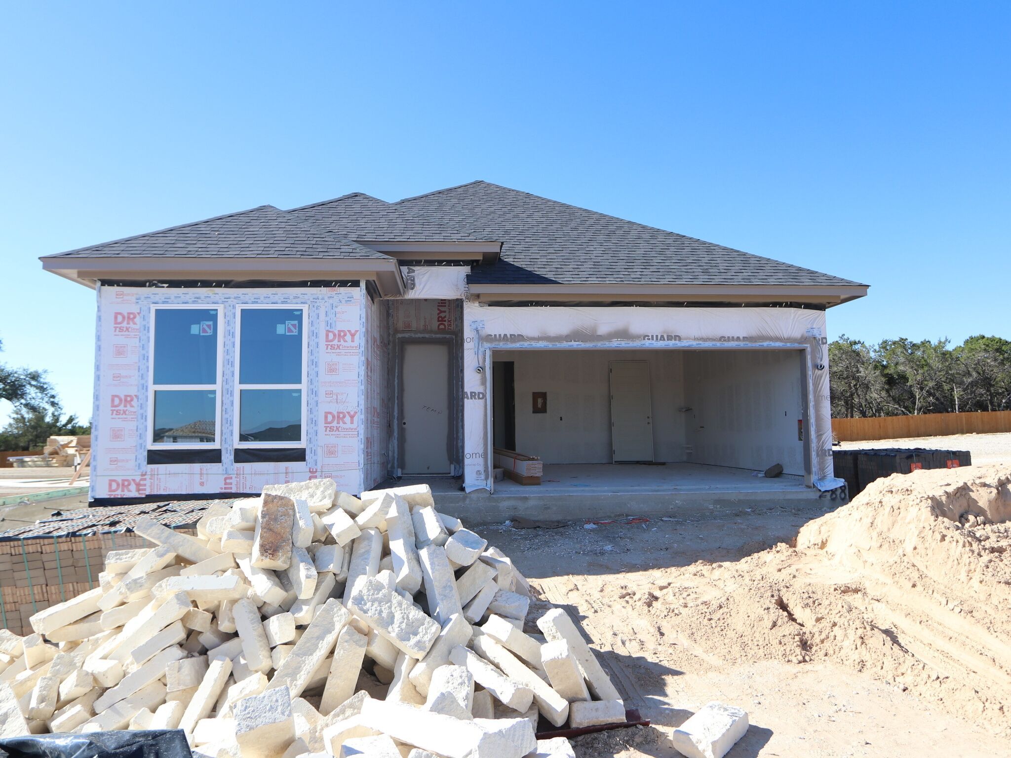 Front Exterior:Front Exterior