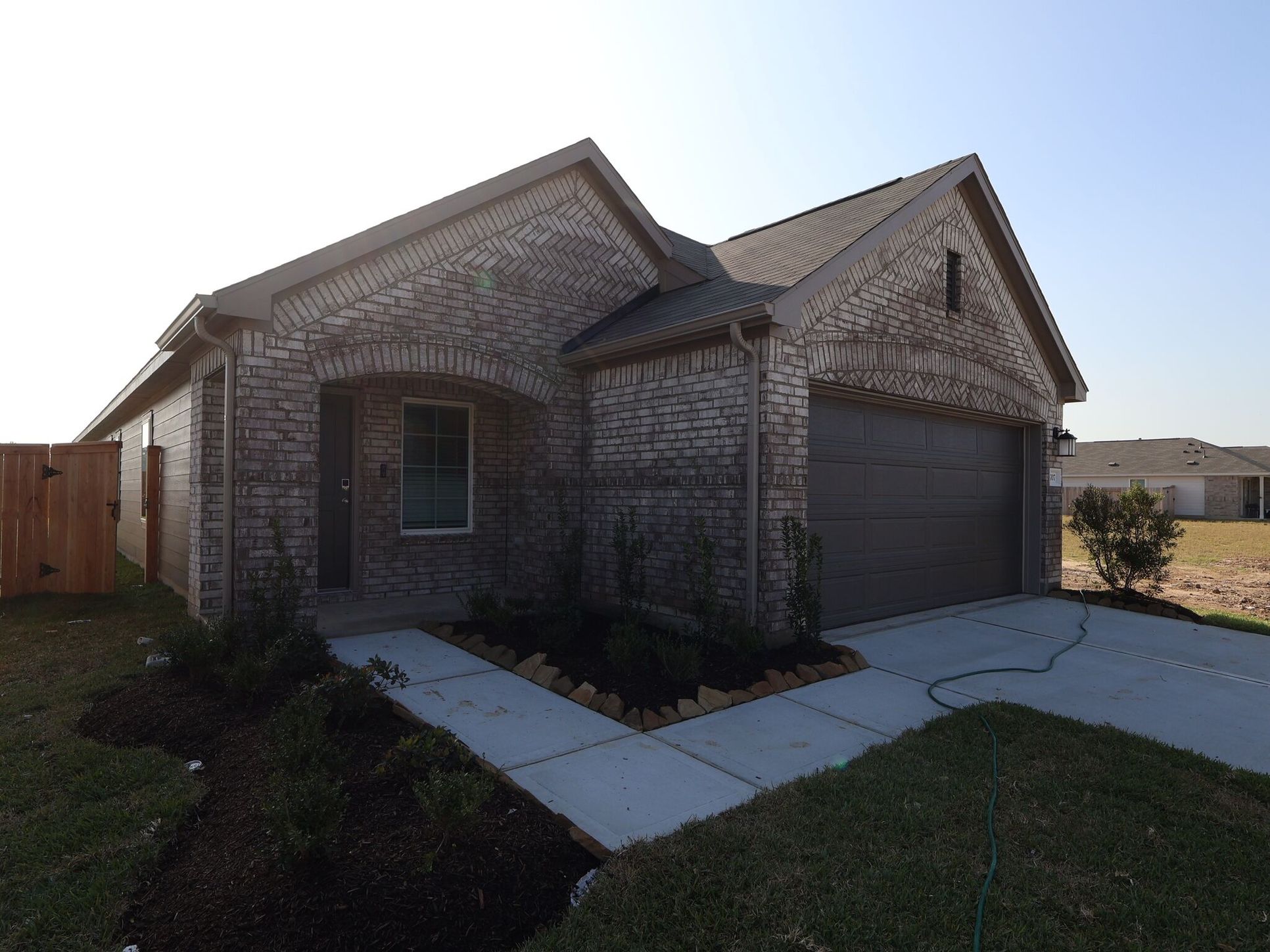 Side Exterior:Side Exterior