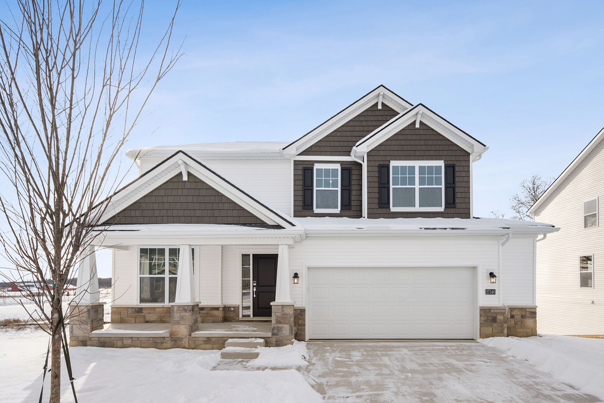 Front Exterior:Front Exterior