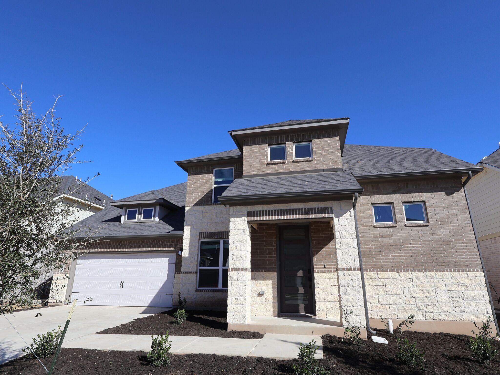 Front Exterior:Front Exterior