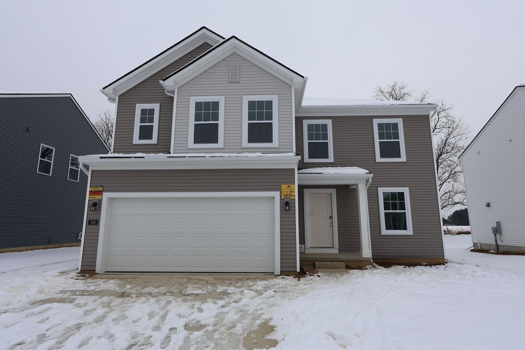 Front Exterior:Front Exterior