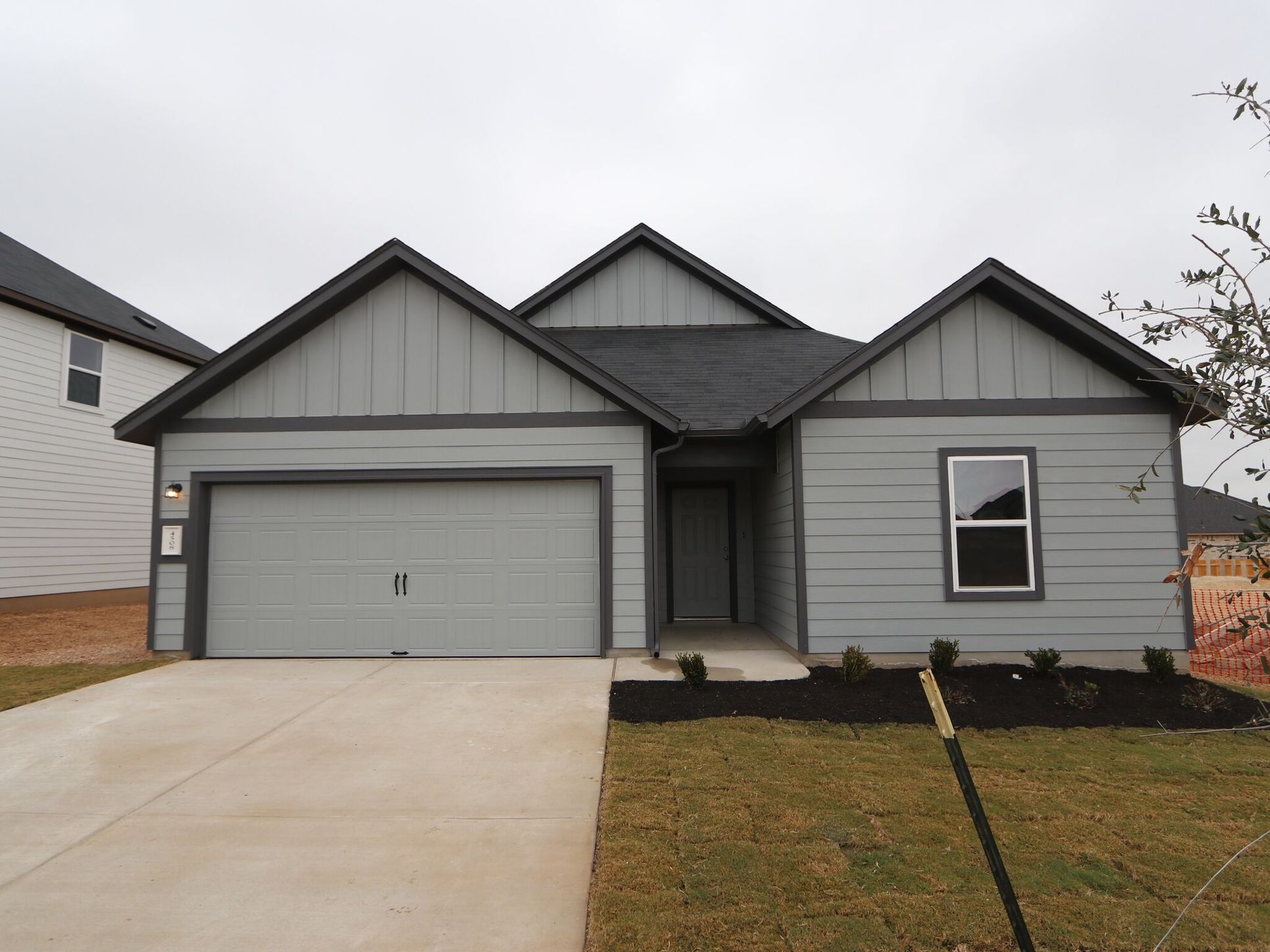 Front Exterior:Front Exterior