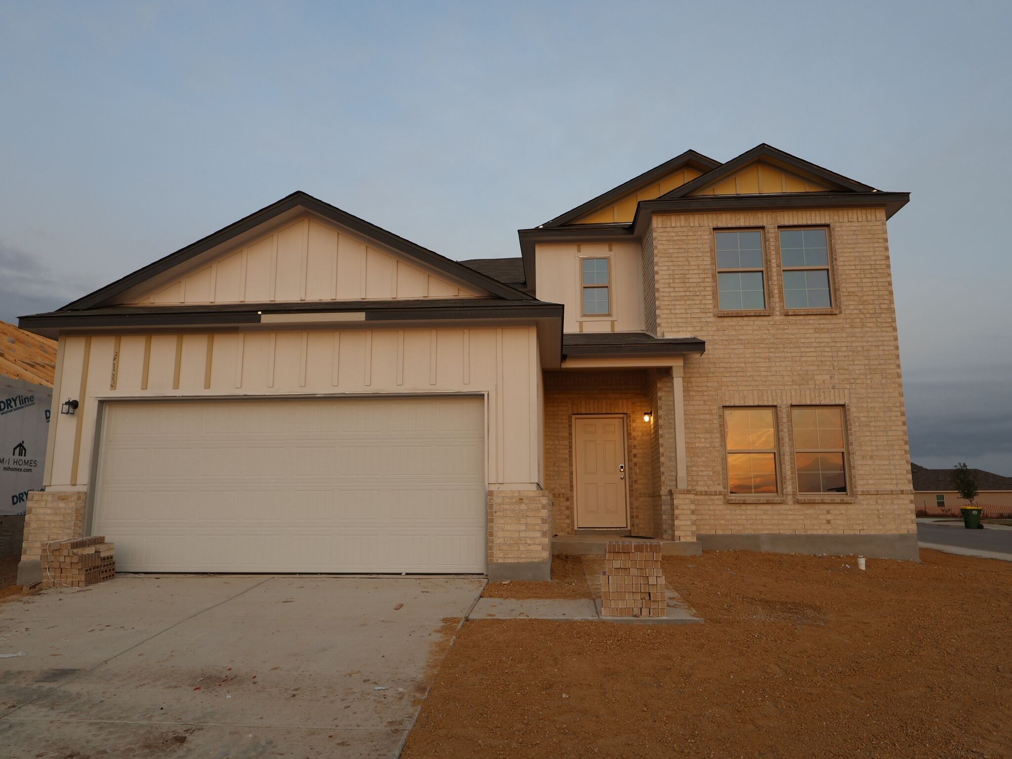 Front Exterior:Front Exterior